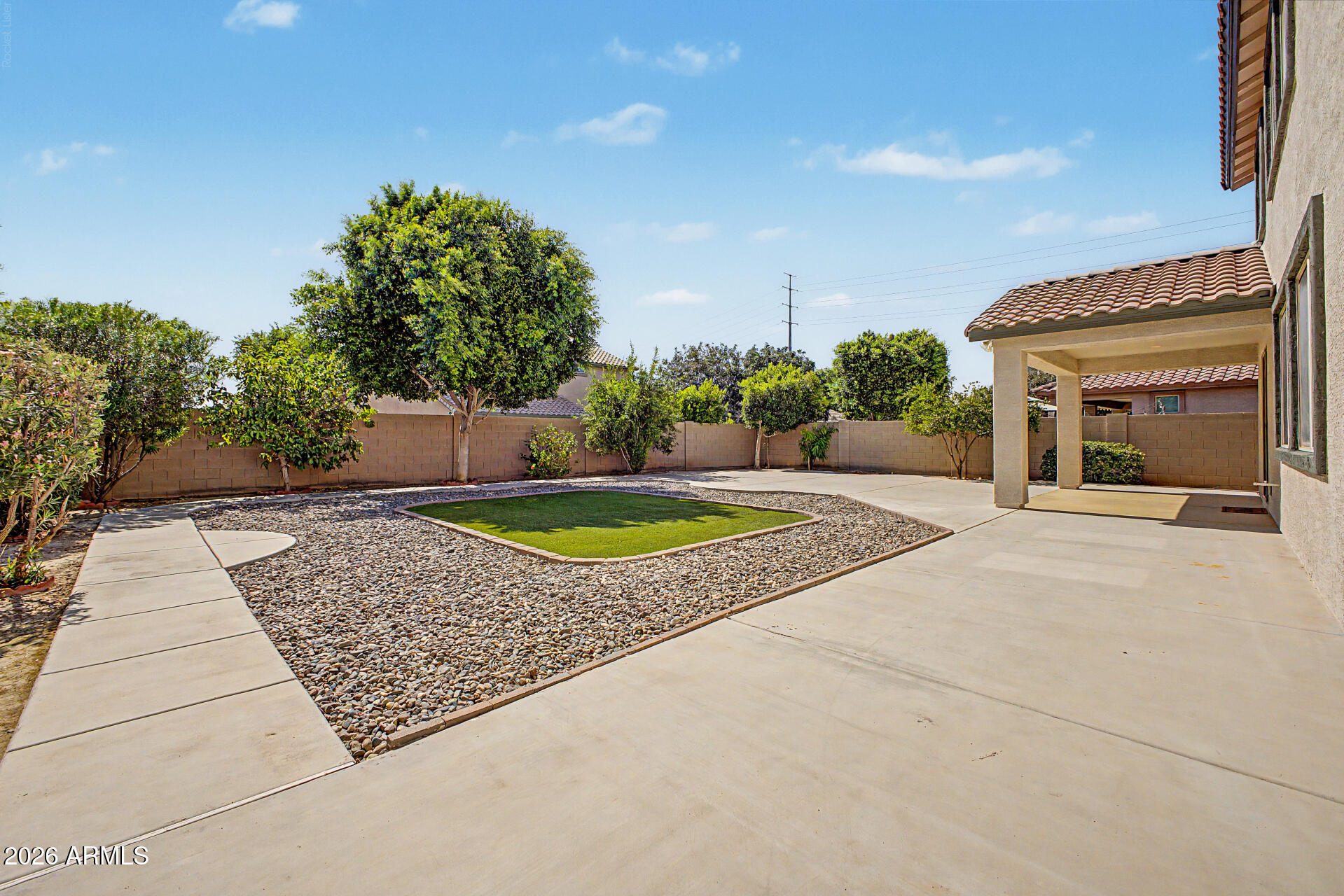 4836 S BUTTERNUT Court