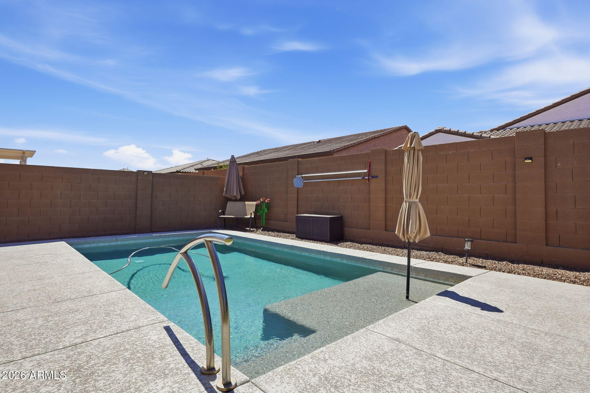 3937 W ESTES Way