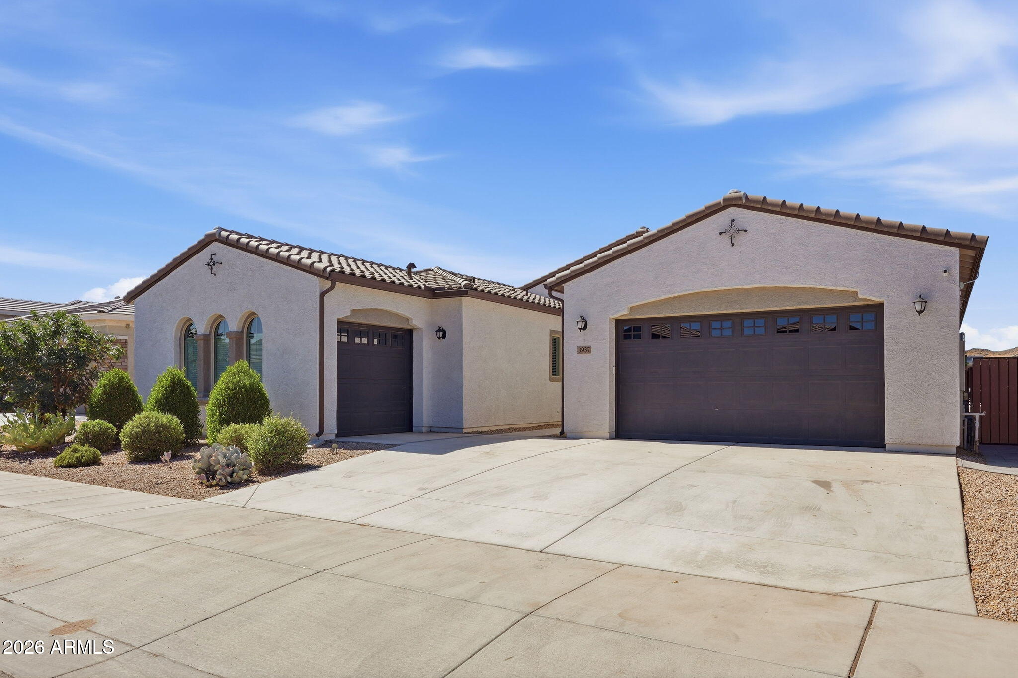 3937 W ESTES Way