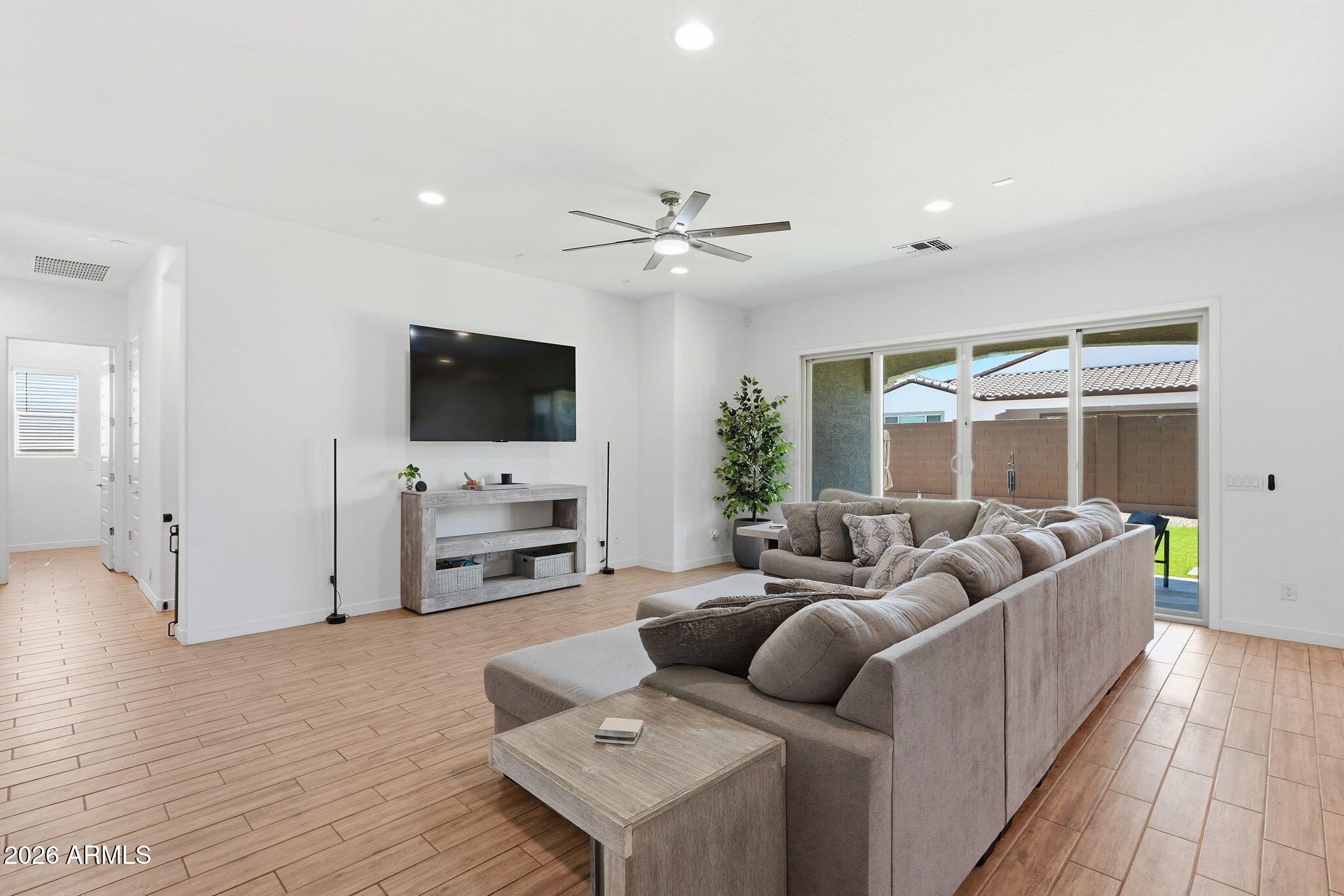 3937 W ESTES Way