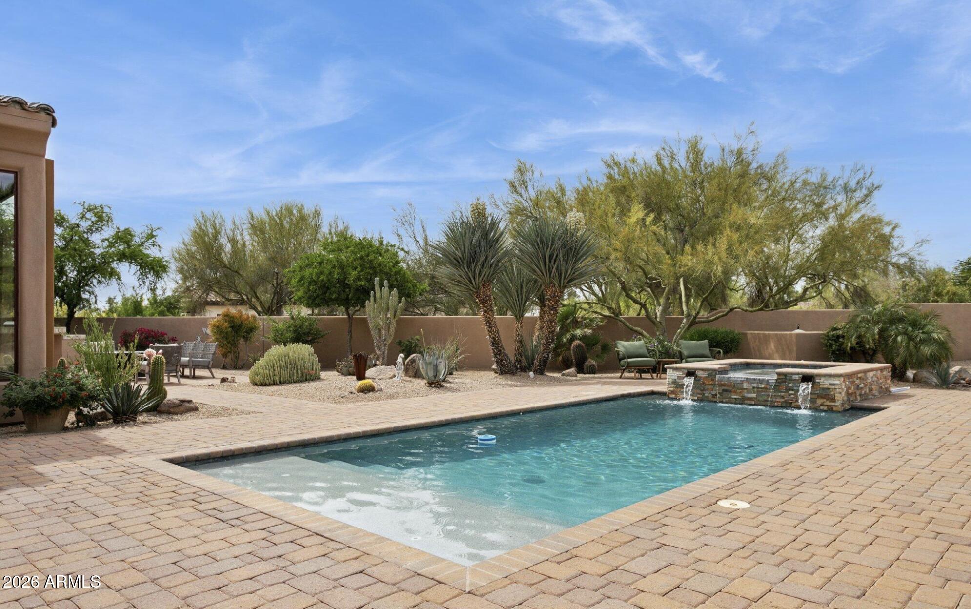 8520 E VIA MONTOYA Drive