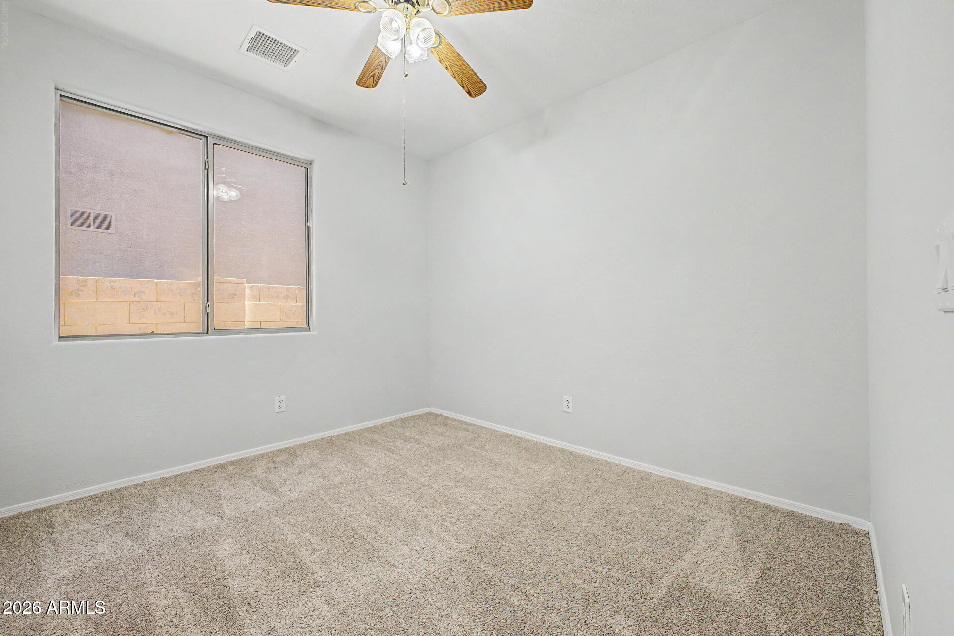 25647 N SINGBUSH Loop