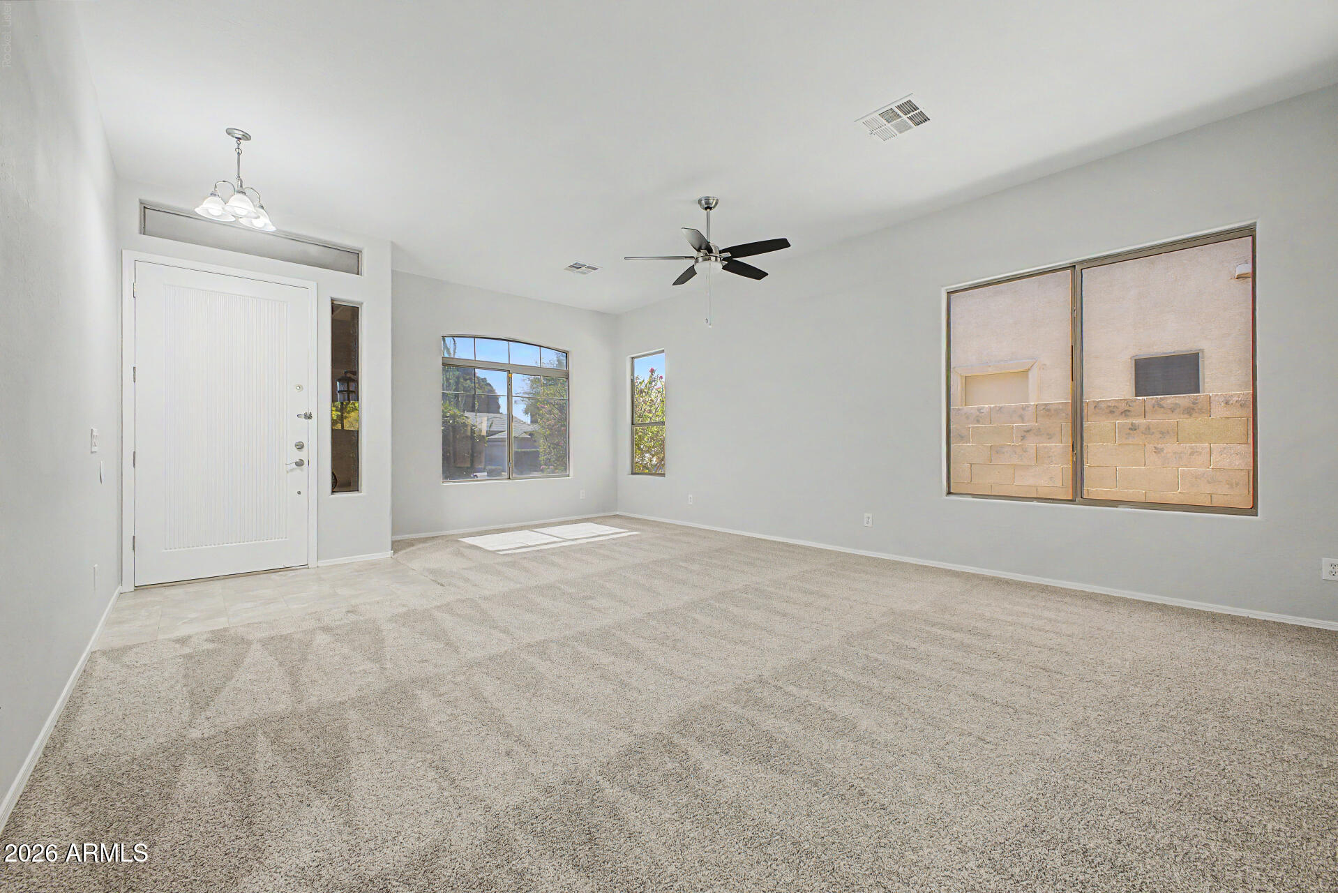 25647 N SINGBUSH Loop