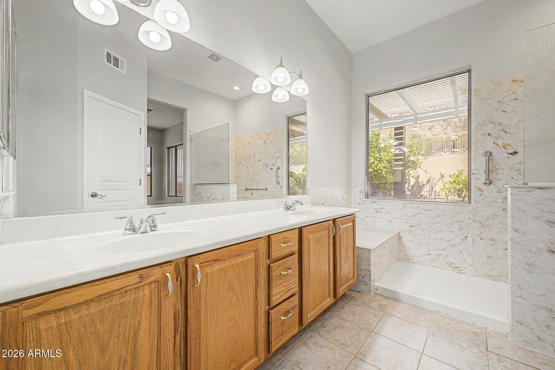 25647 N SINGBUSH Loop