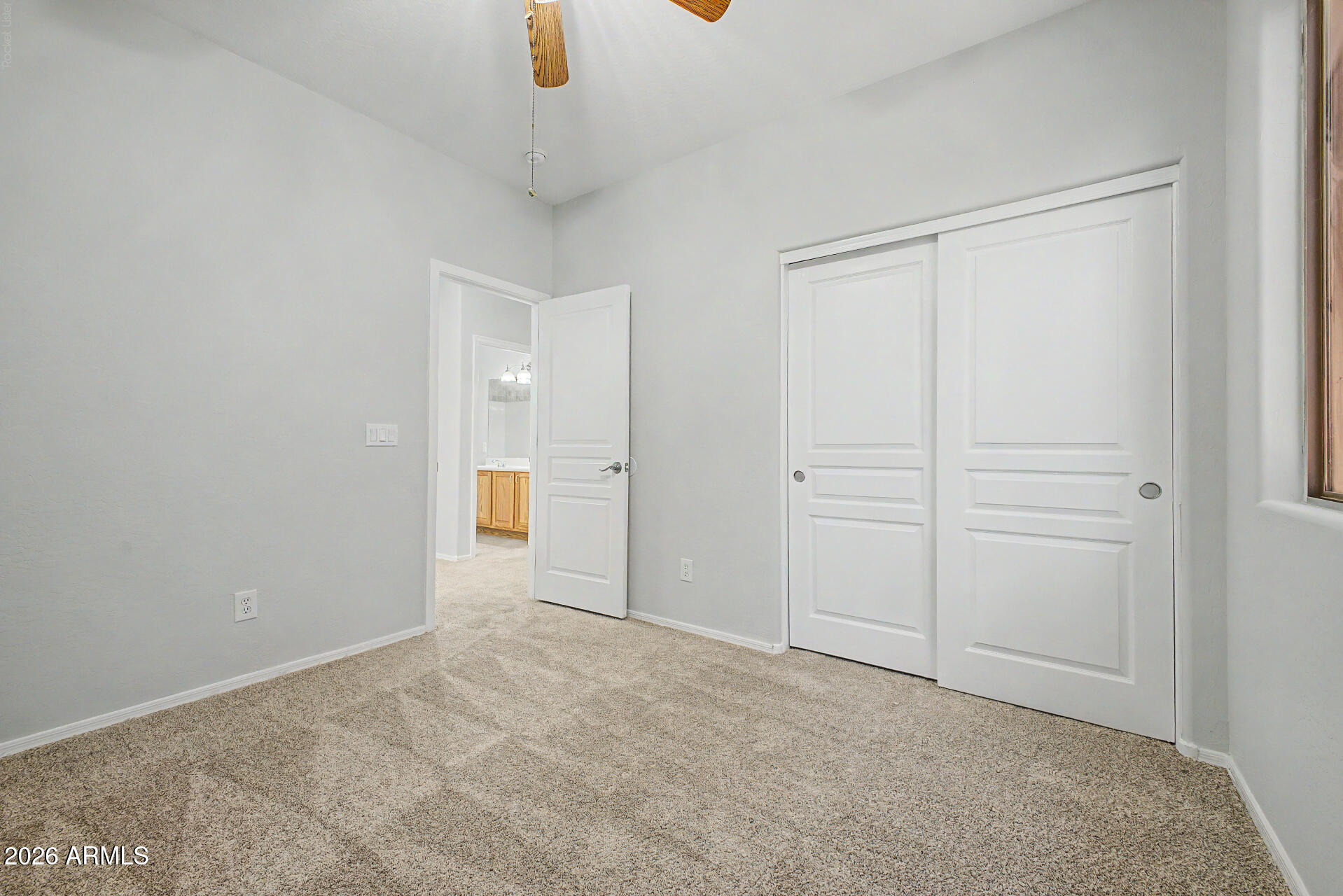 25647 N SINGBUSH Loop