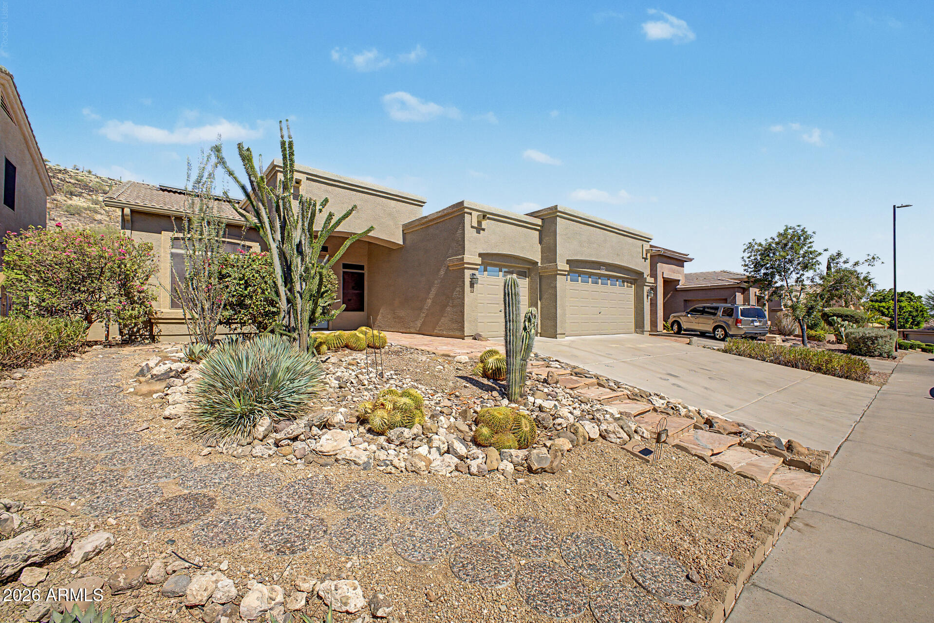 25647 N SINGBUSH Loop