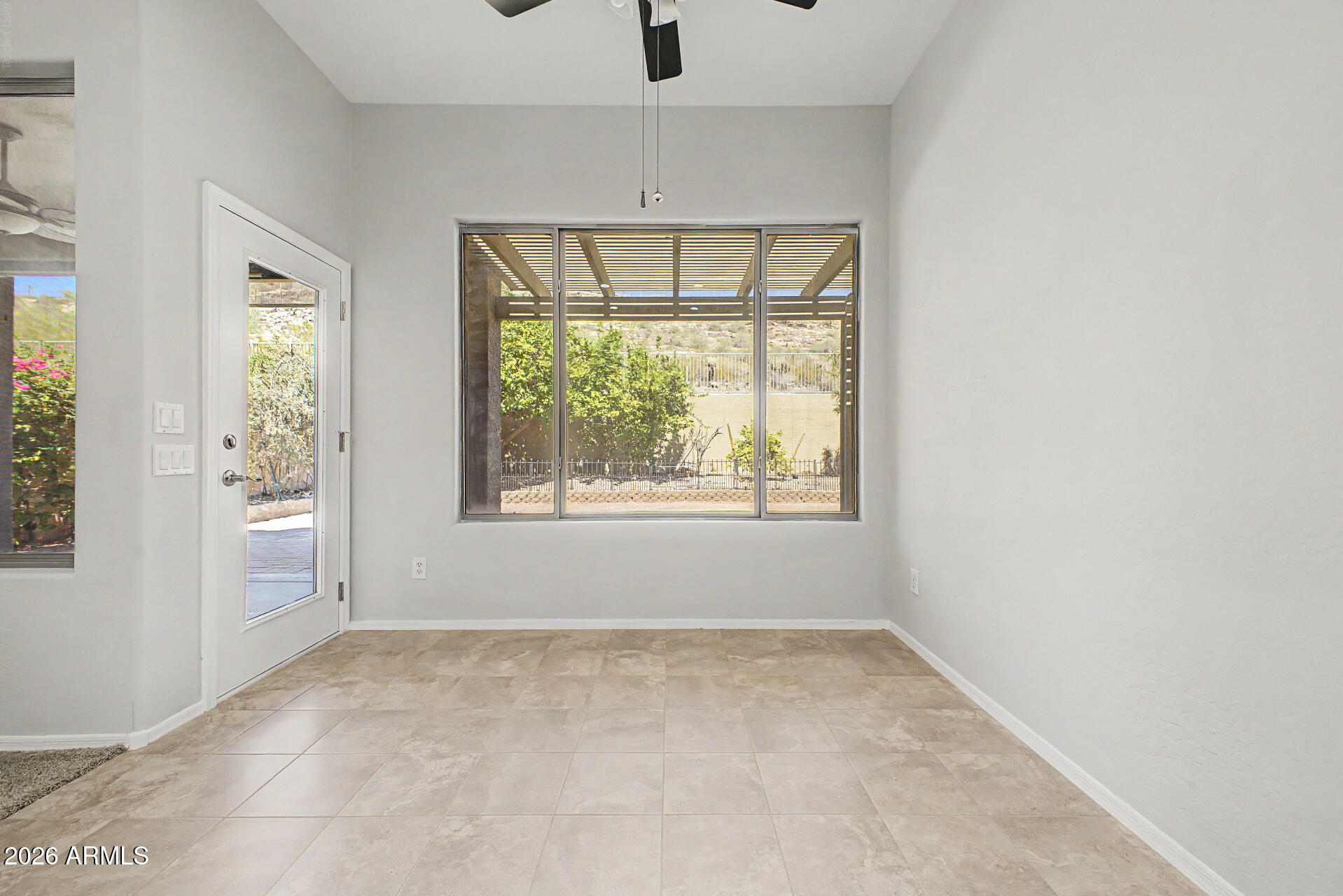 25647 N SINGBUSH Loop
