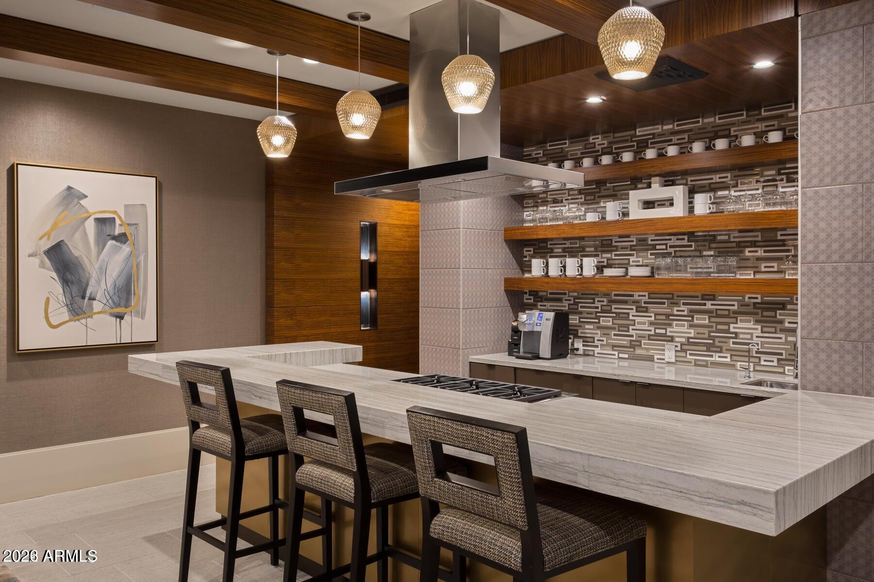 6166 N SCOTTSDALE Road C1002