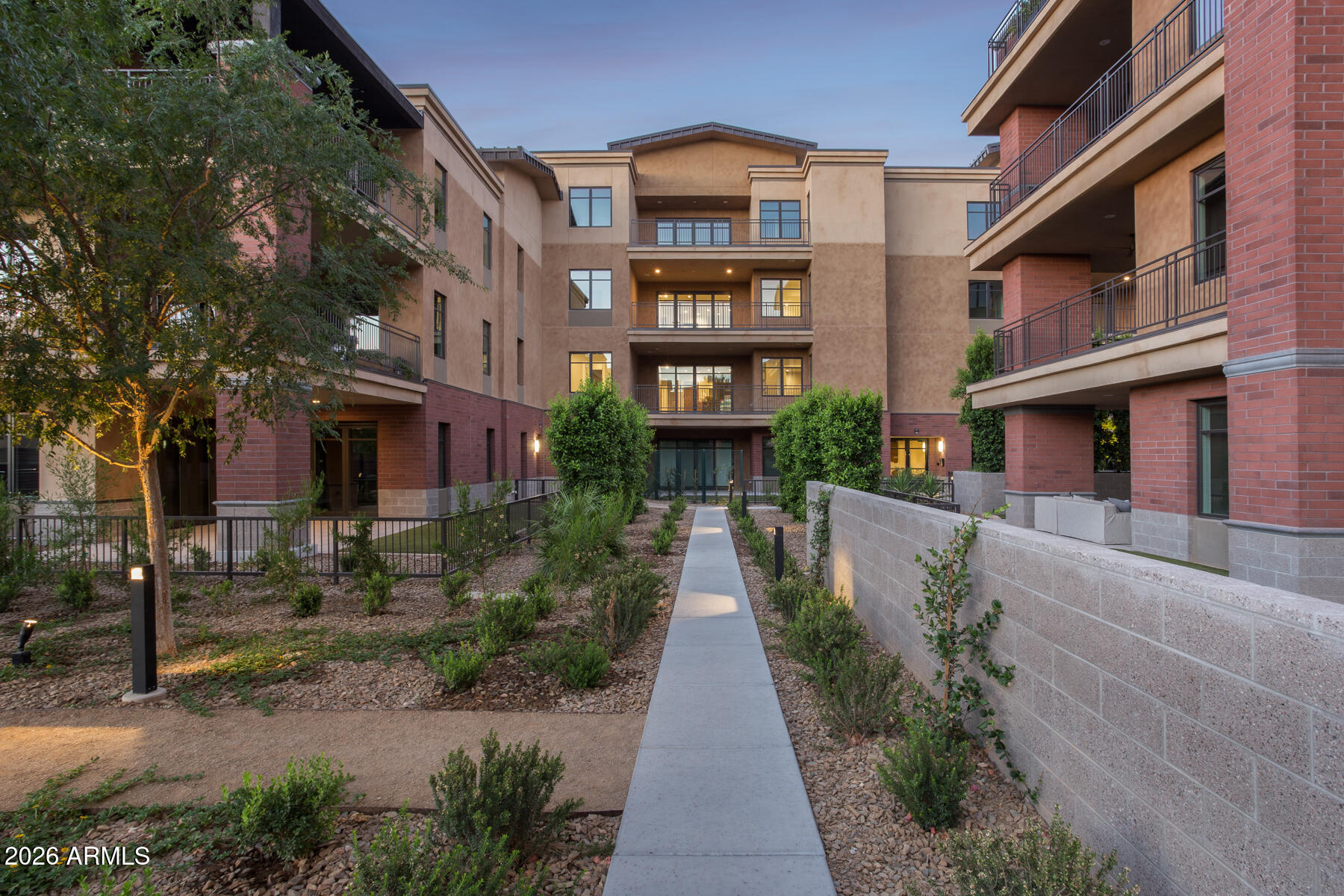 6166 N SCOTTSDALE Road C1002