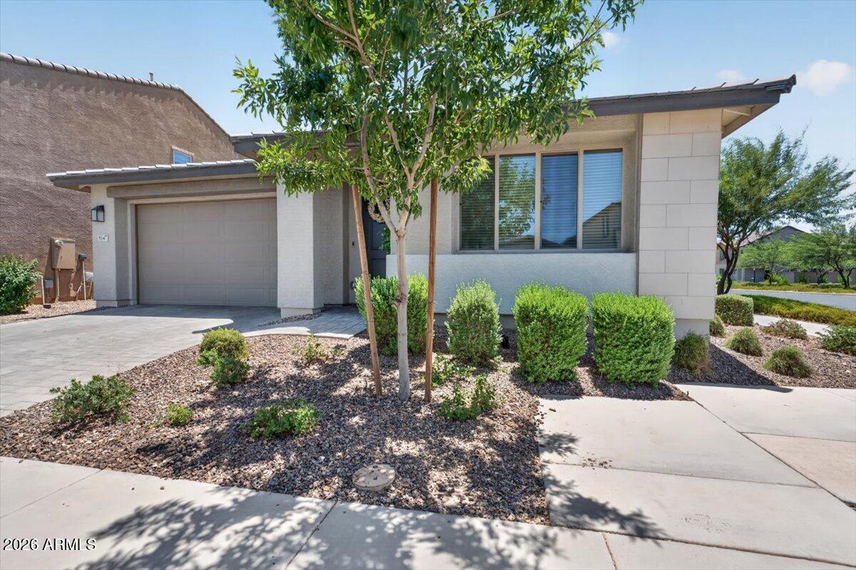 9347 E SATURN Avenue