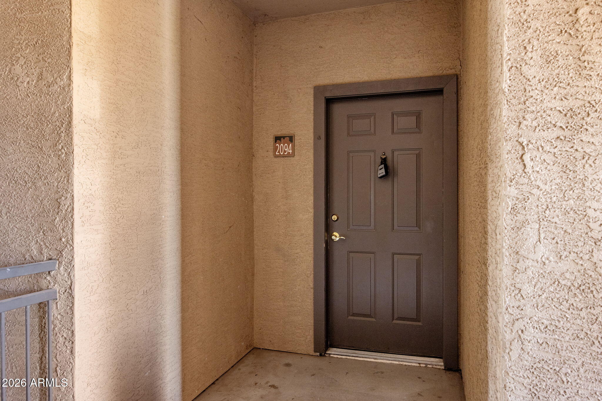 5401 E VAN BUREN Street 2094