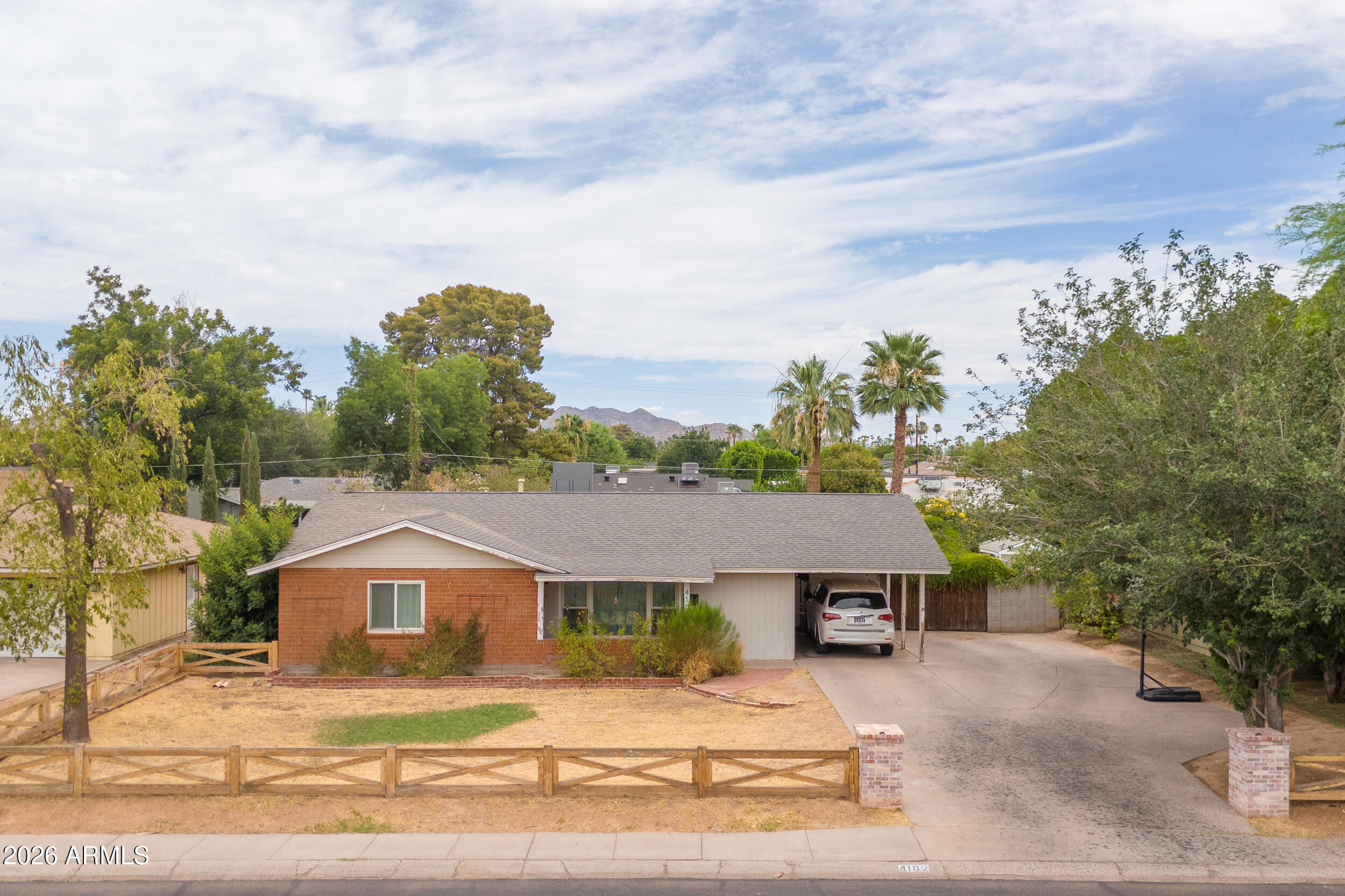 4102 E OSBORN Road