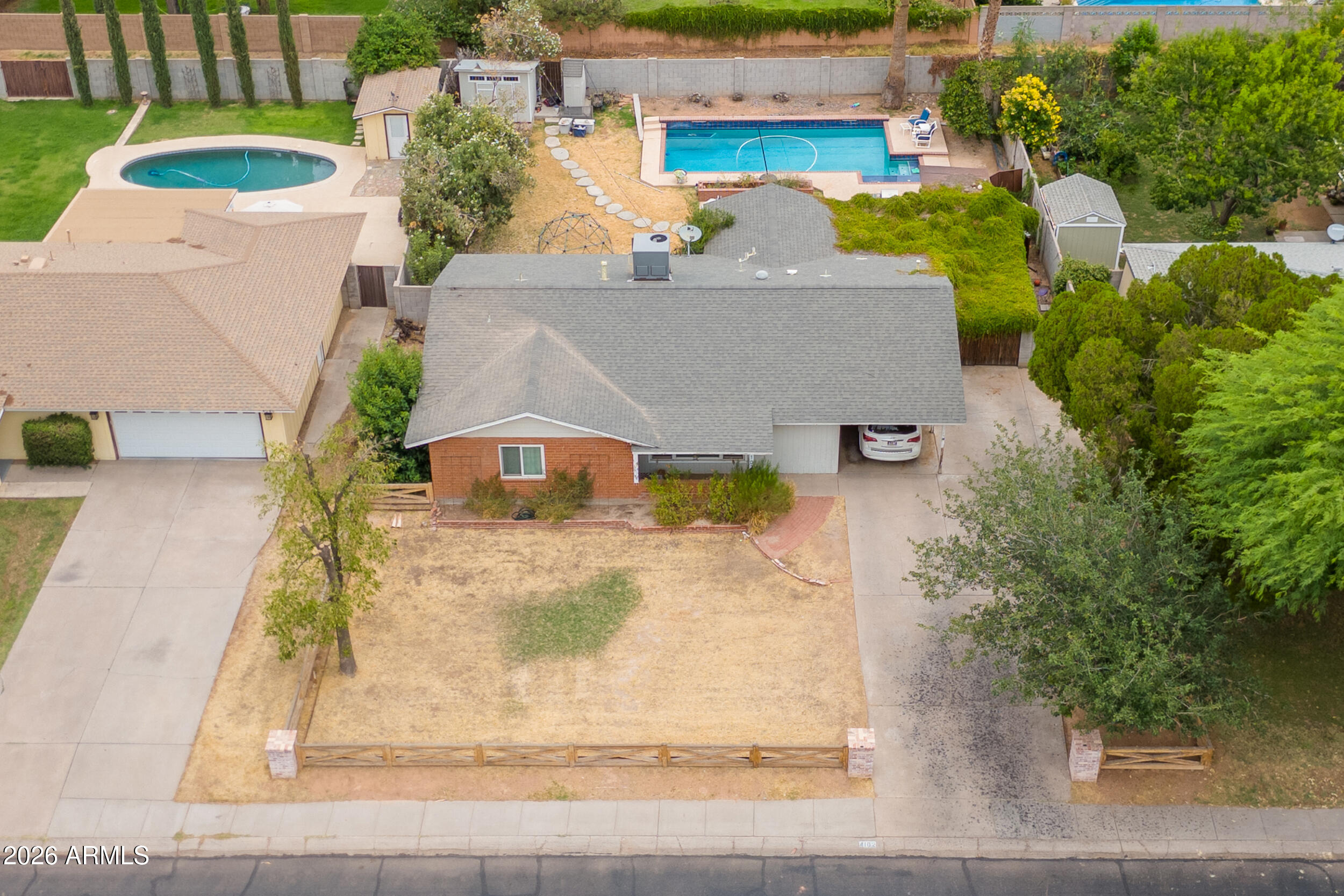 4102 E OSBORN Road 588