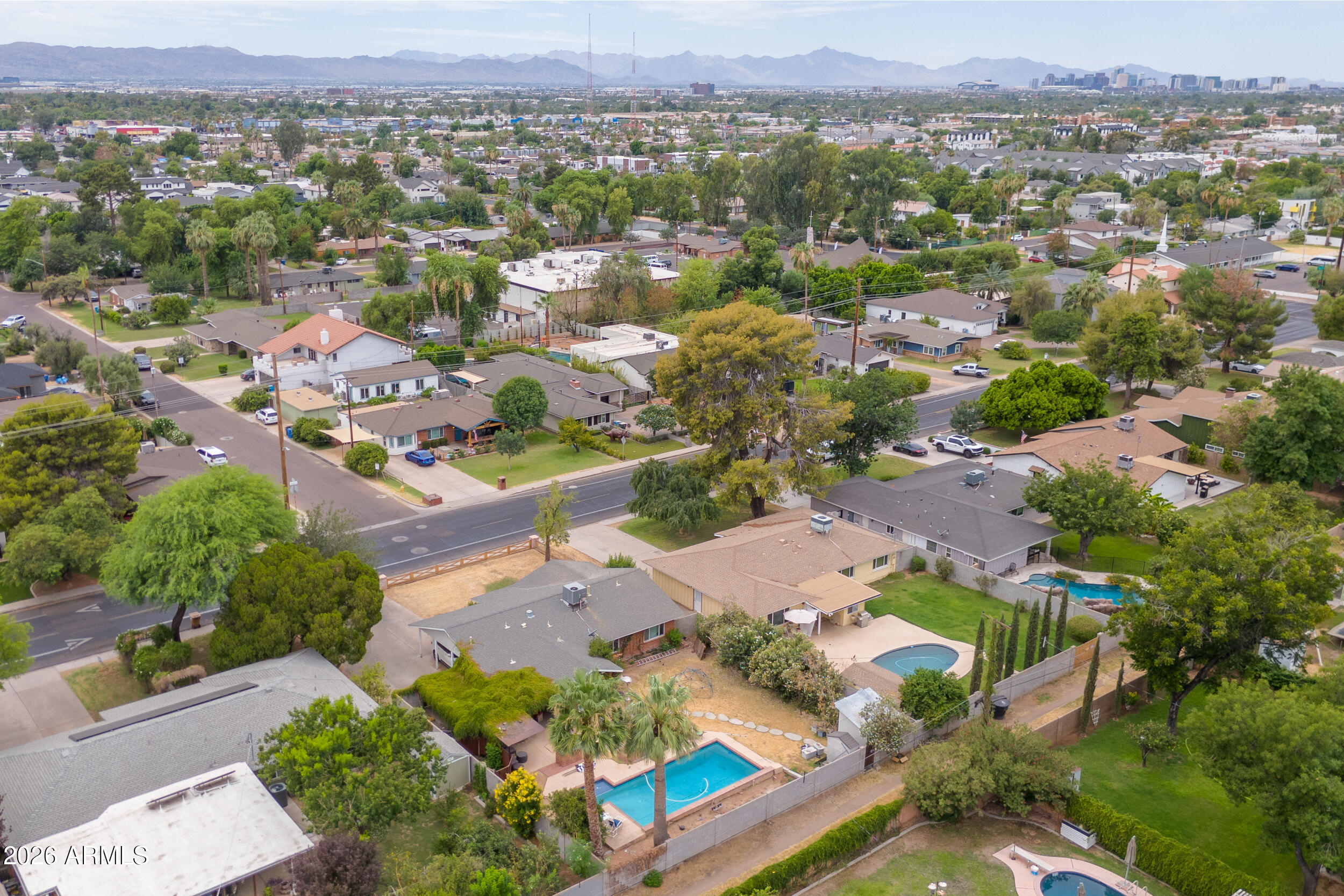 4102 E OSBORN Road 588