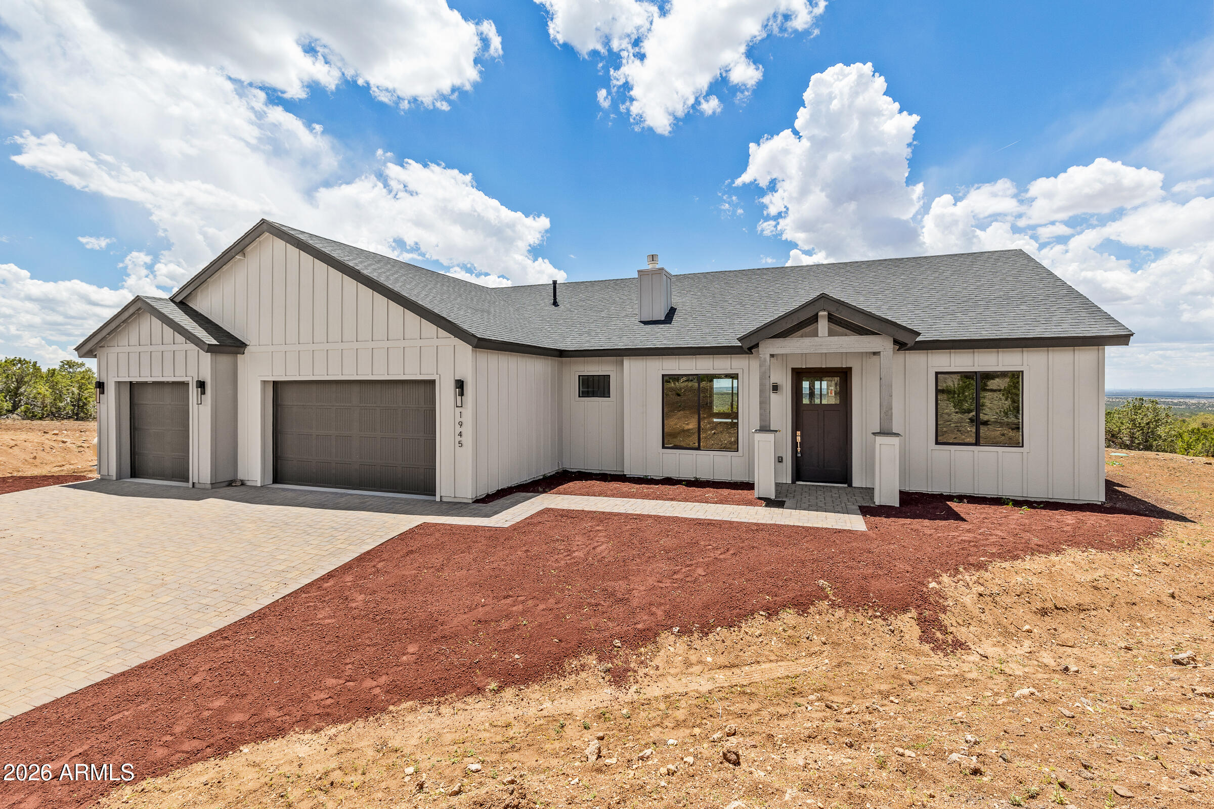 1945 BELLAVISTA Loop