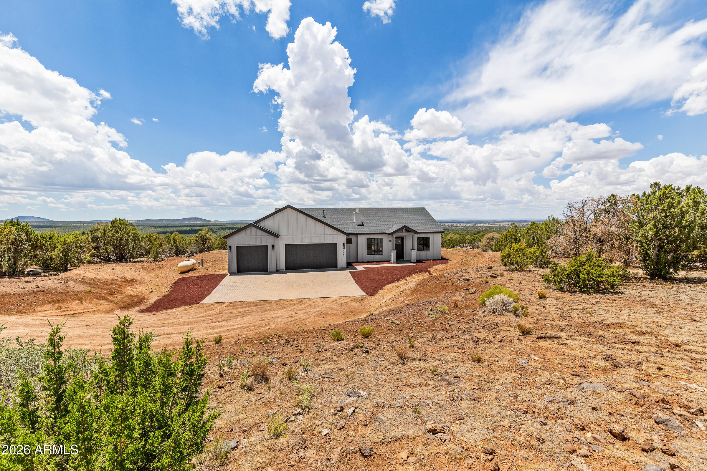 1945 BELLAVISTA Loop