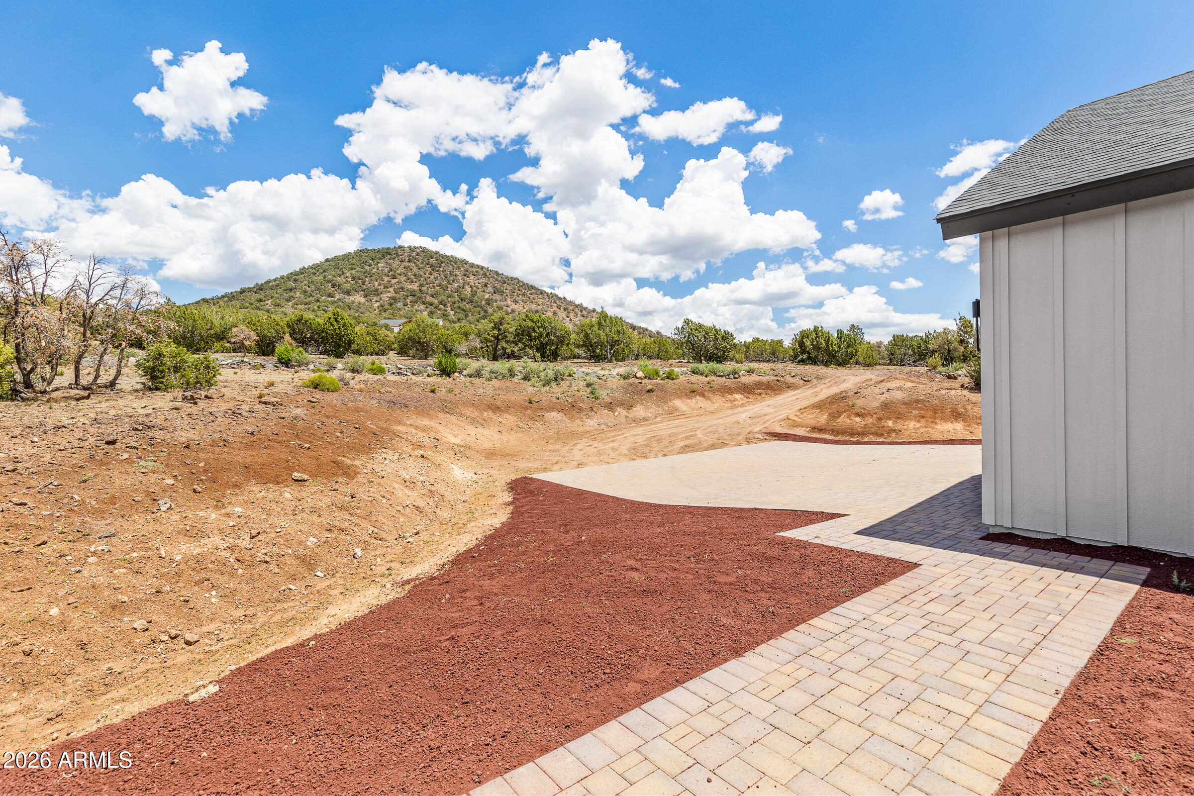 1945 BELLAVISTA Loop