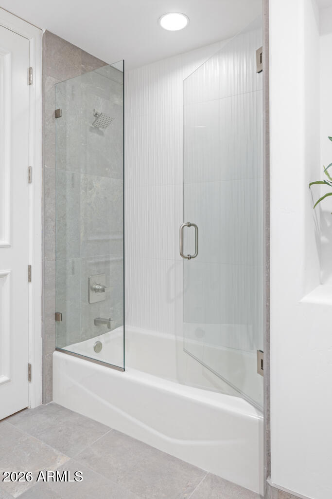 2402 E ESPLANADE Lane 604