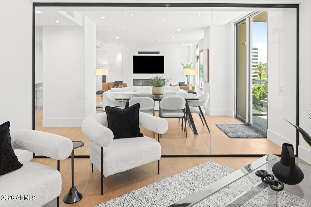 2402 E ESPLANADE Lane 604
