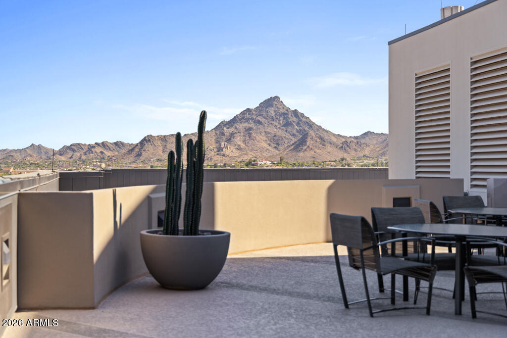 2402 E ESPLANADE Lane 604