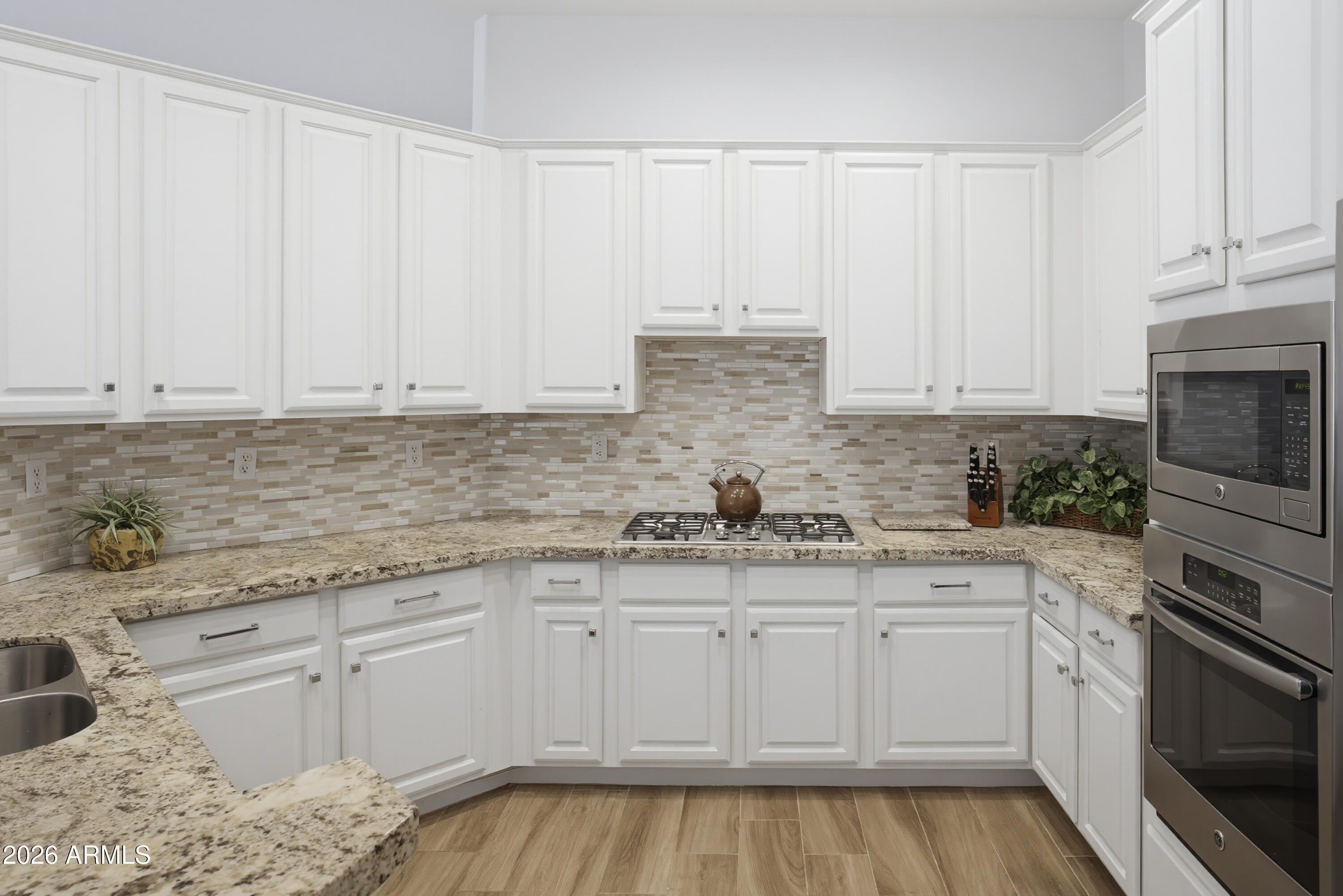 9031 N BROKEN BOW