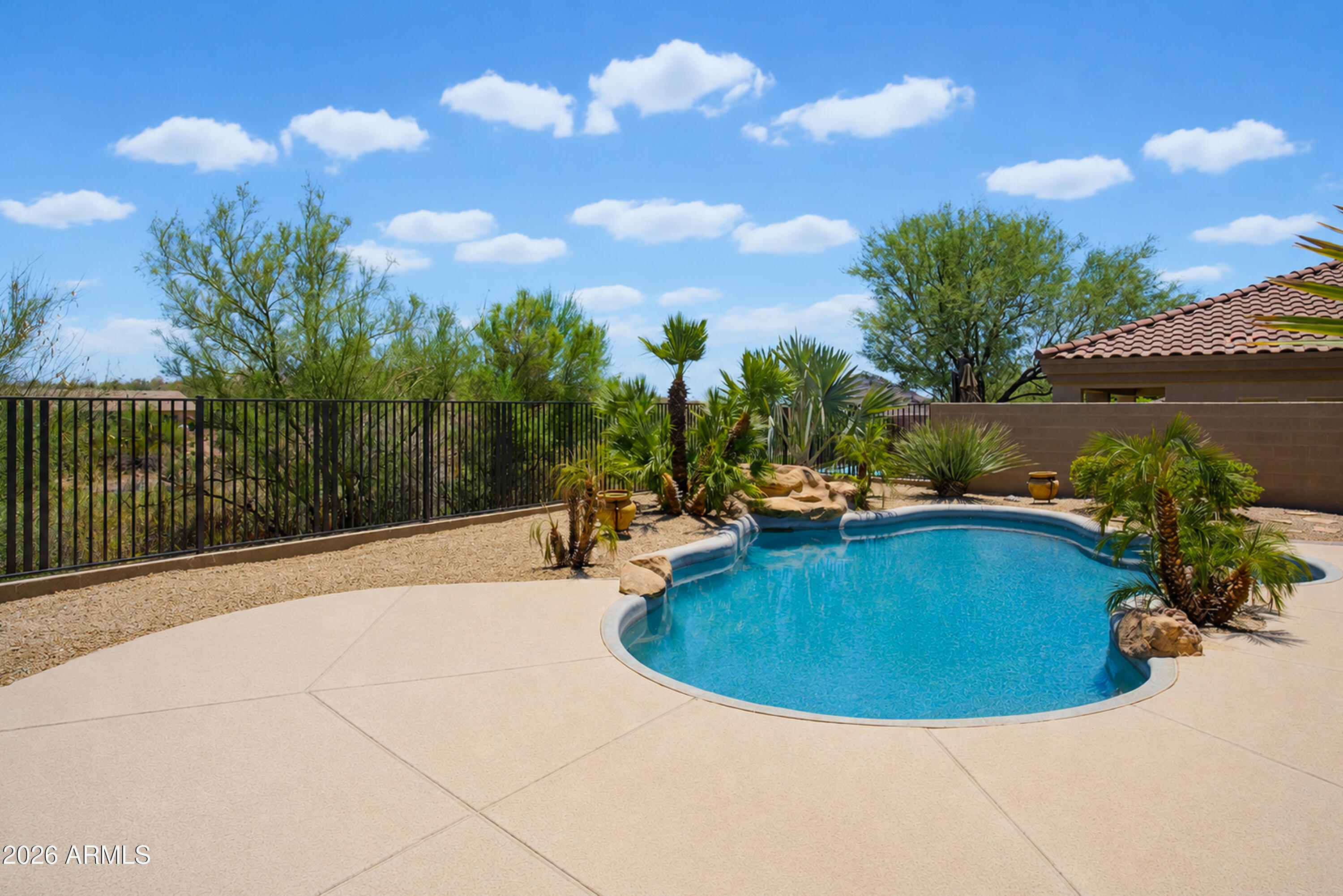 9031 N BROKEN BOW