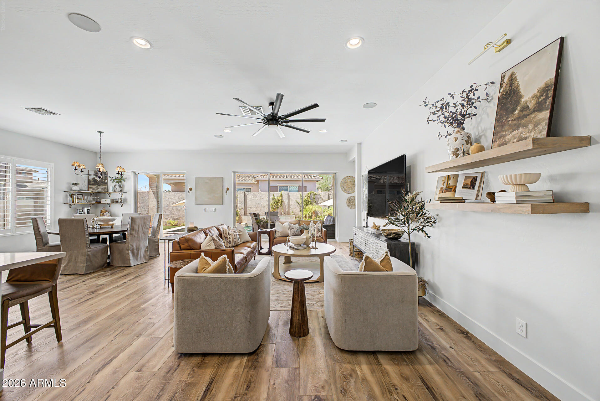 19048 W Solano Drive