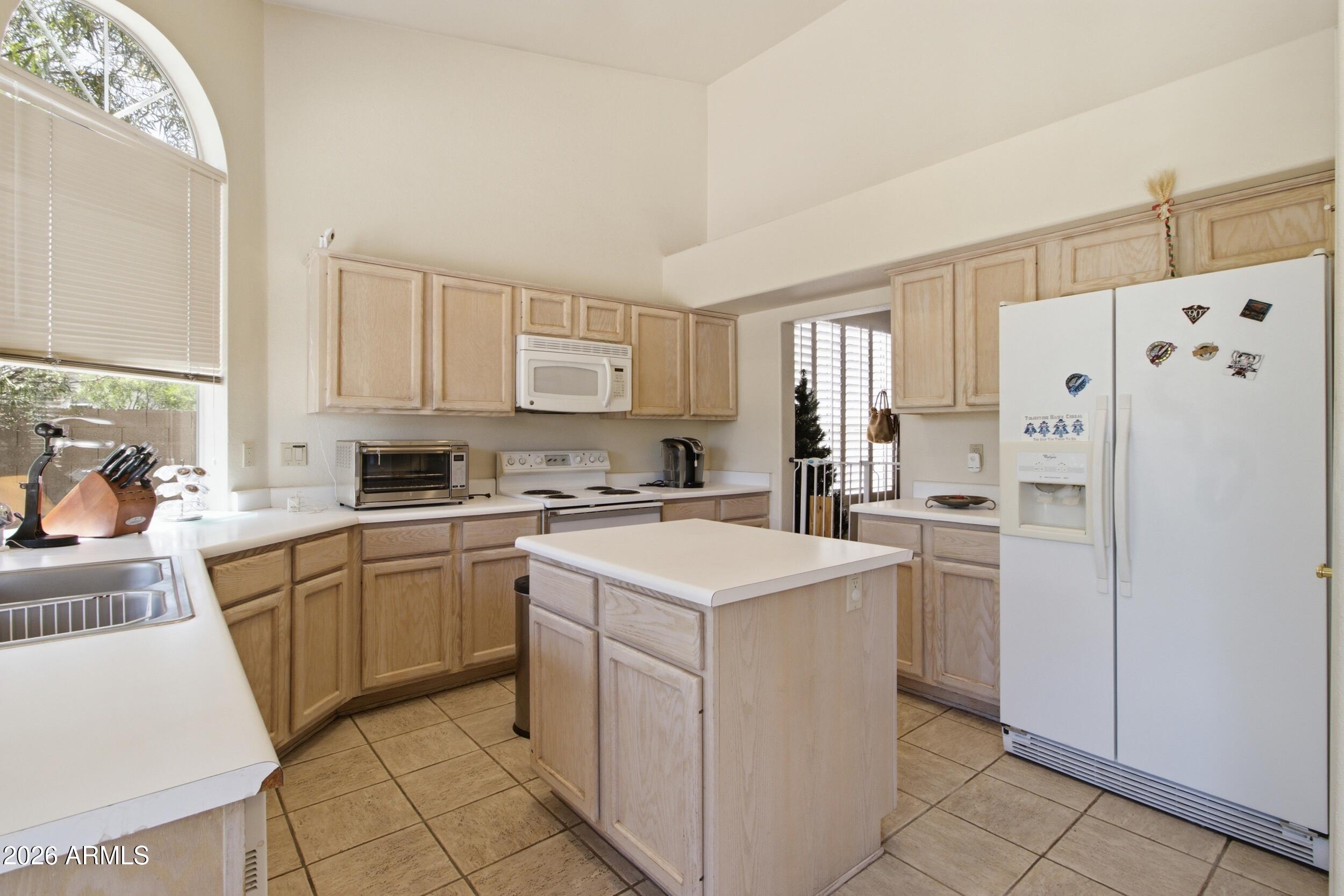 16435 N 47TH Place