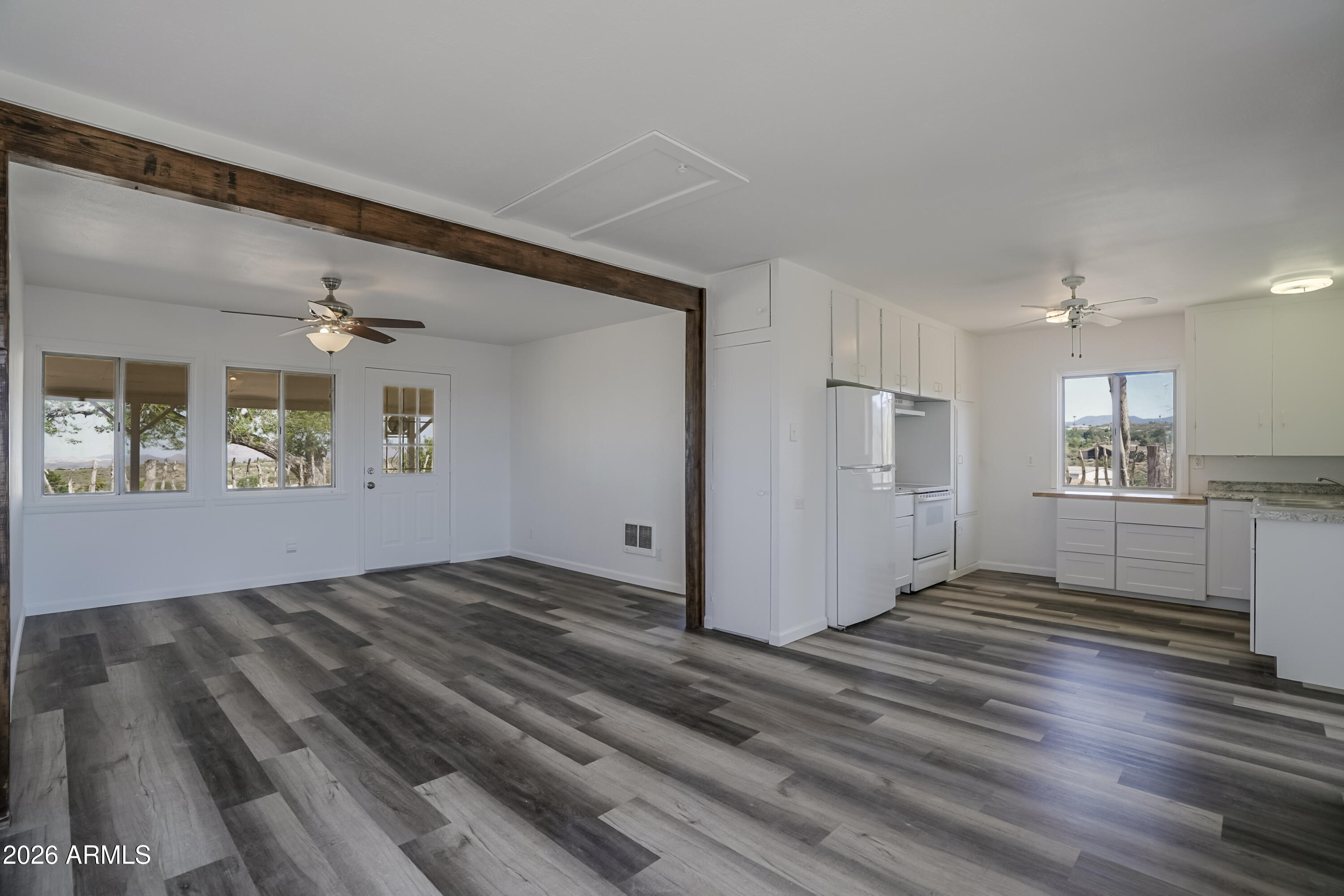9330 S DONALD Trail