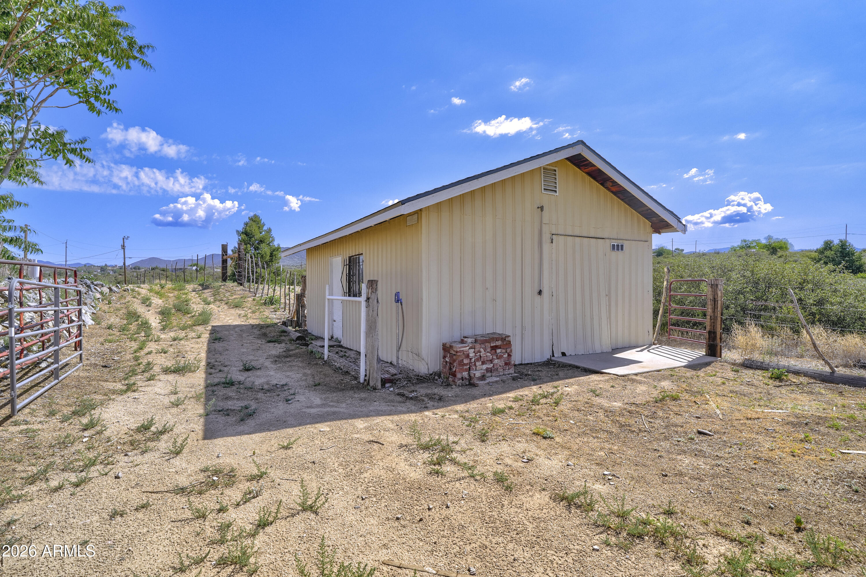 9330 S DONALD Trail