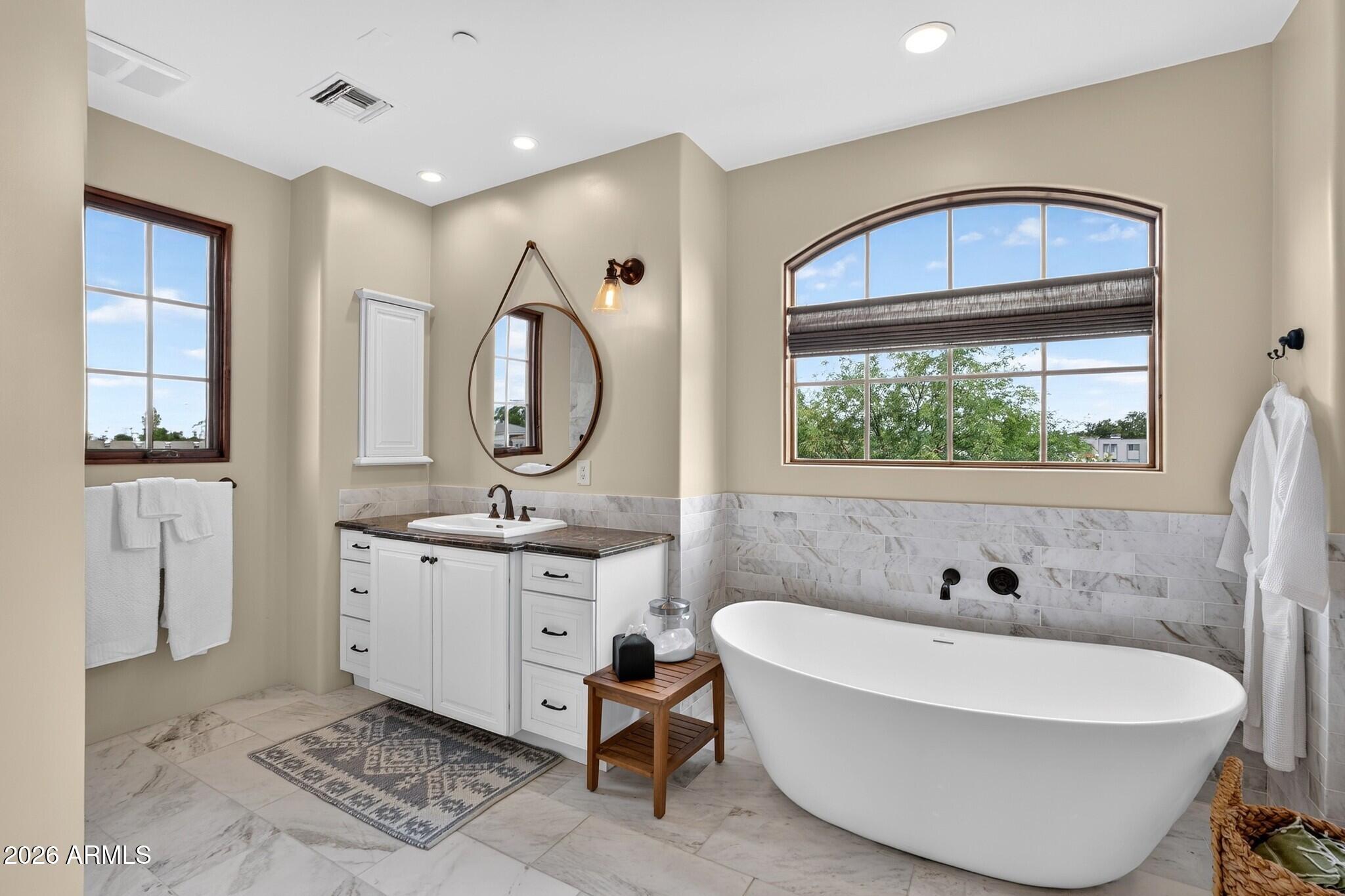 5807 E ORANGE BLOSSOM Lane