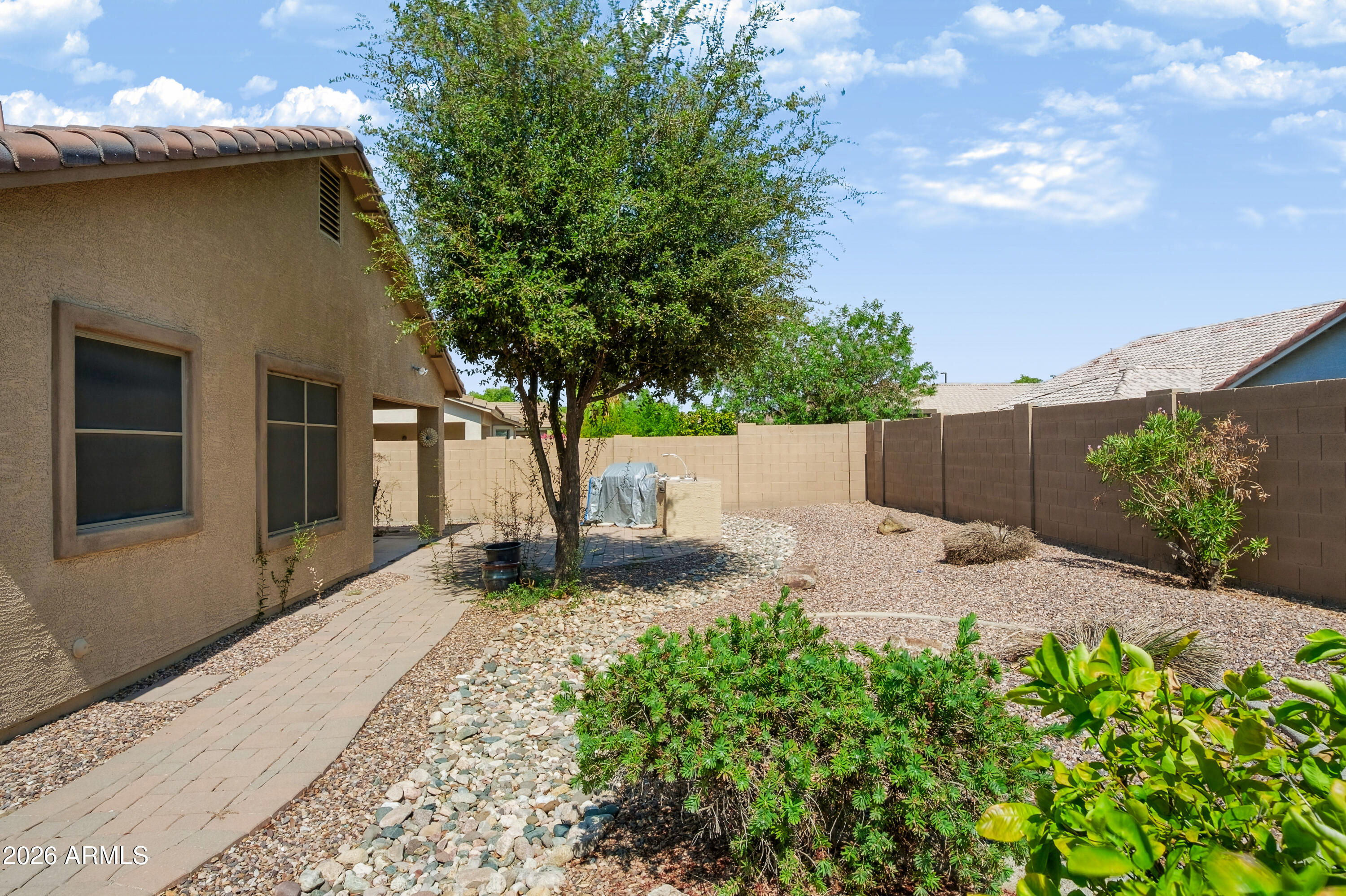 4057 E LOS ALTOS Drive