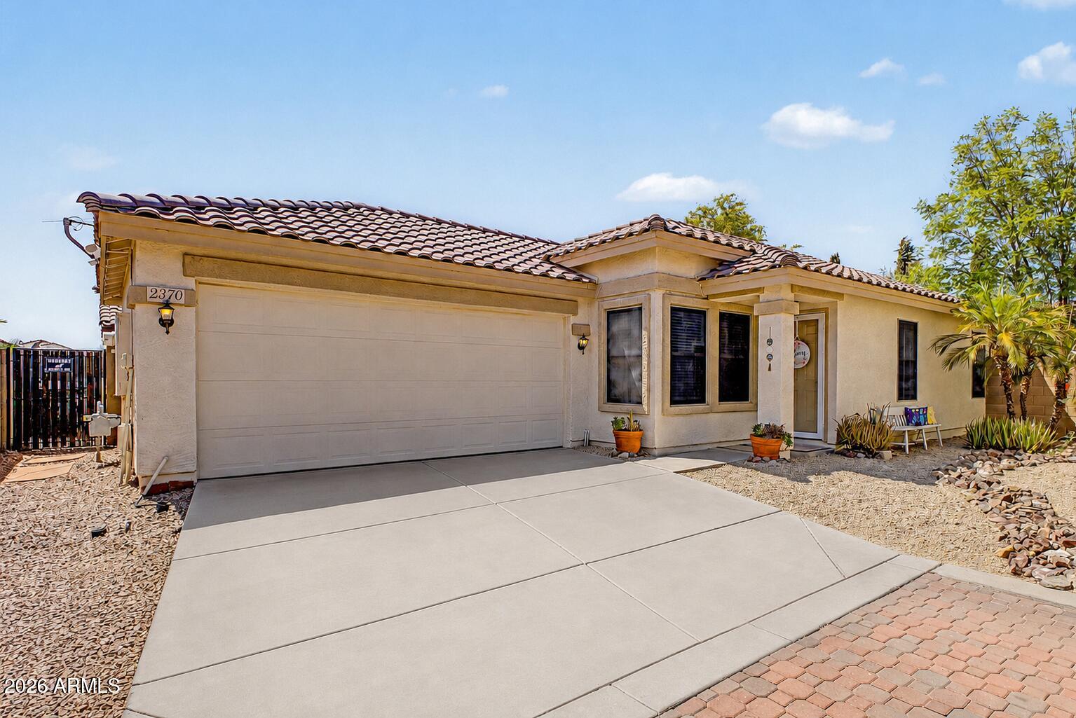 2370 E PEACH TREE Drive