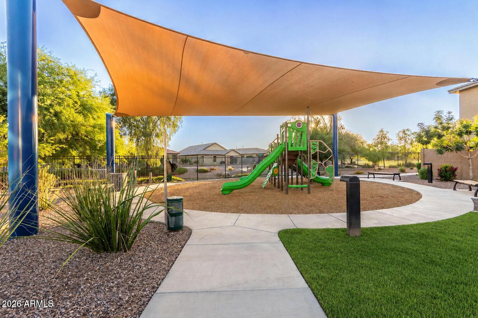 762 E GINKO Avenue 201