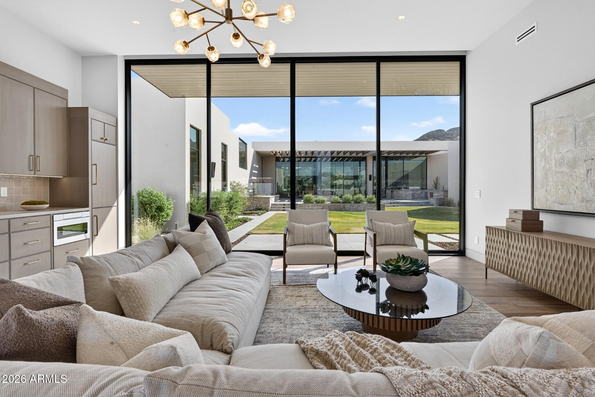 6232 E BRET HILLS Drive