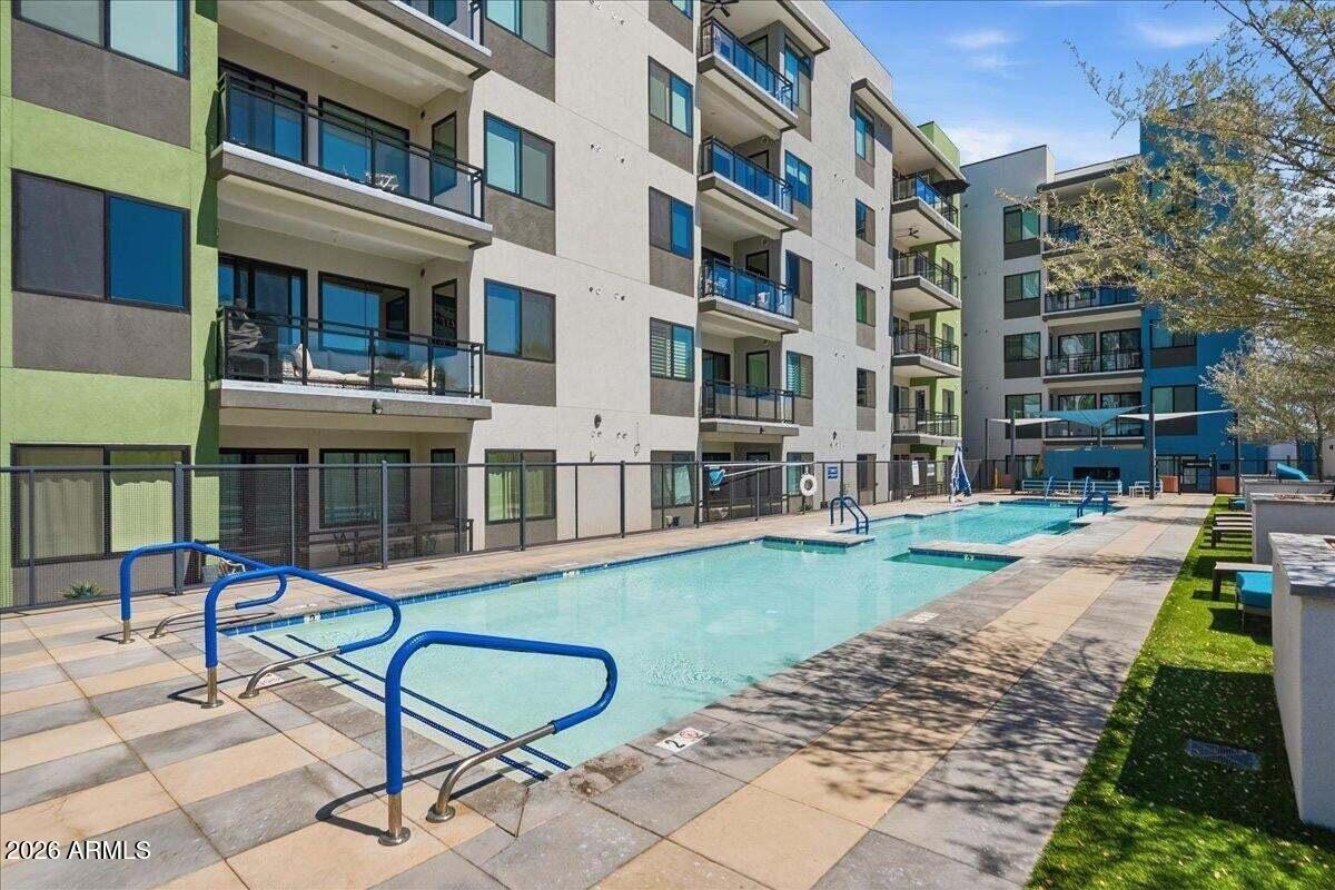 3131 N CENTRAL Avenue 4001