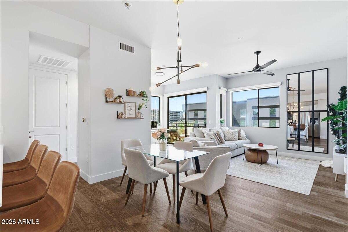 3131 N CENTRAL Avenue 4001