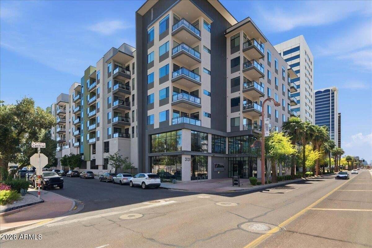 3131 N CENTRAL Avenue 4001