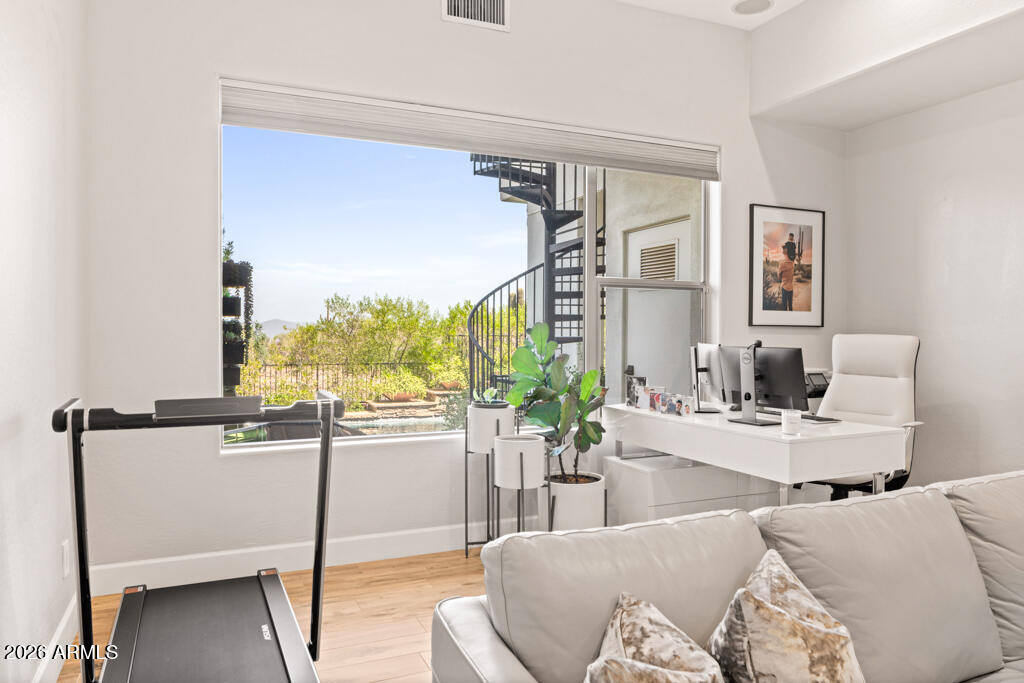 10827 N SONORA Vista