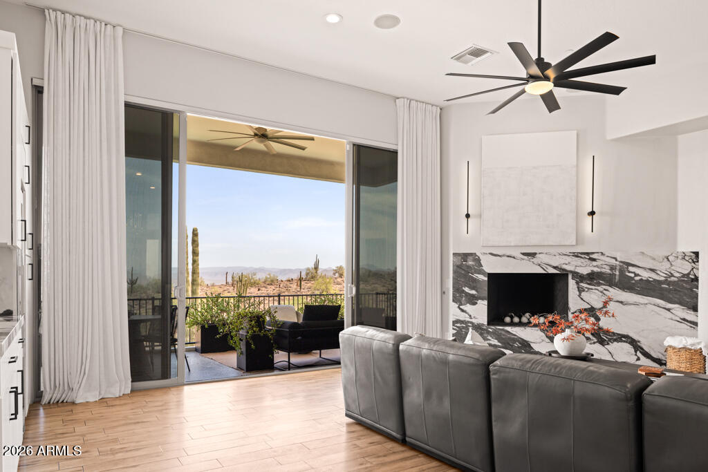 10827 N SONORA Vista