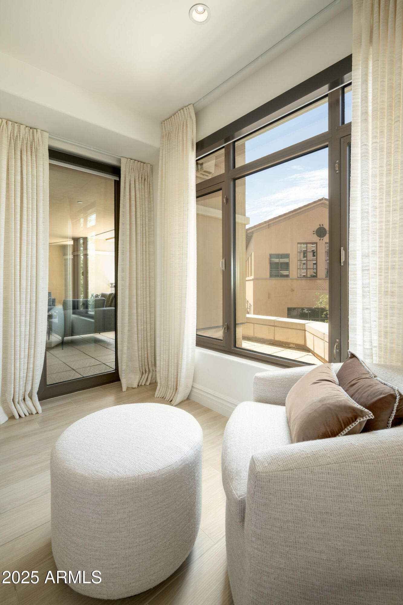 7175 E CAMELBACK Road 301