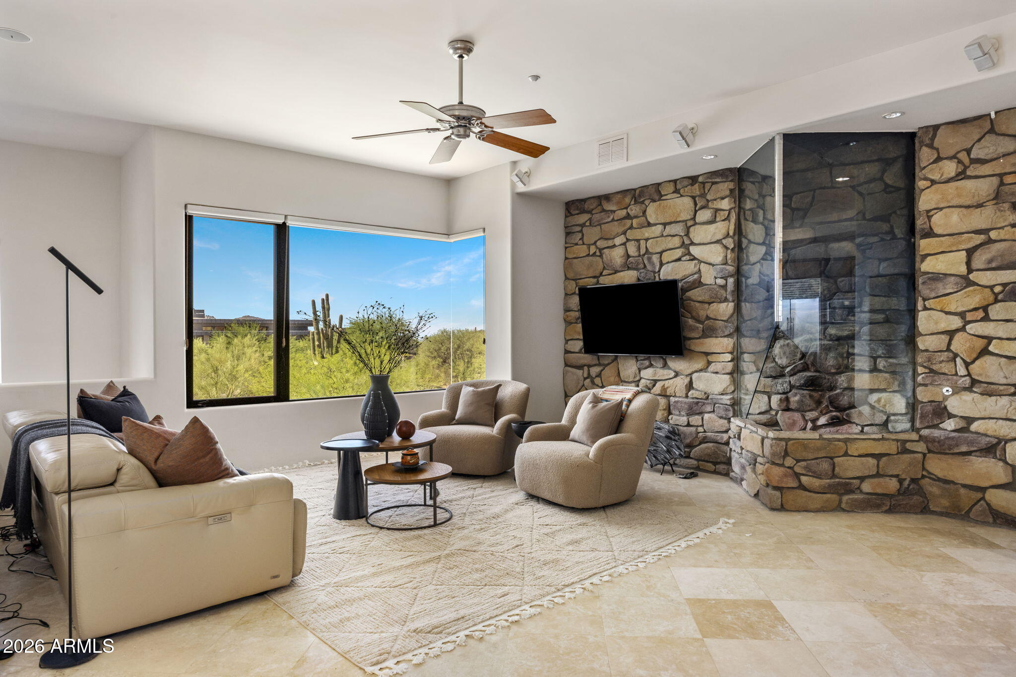 11087 E Harris Hawk Trail