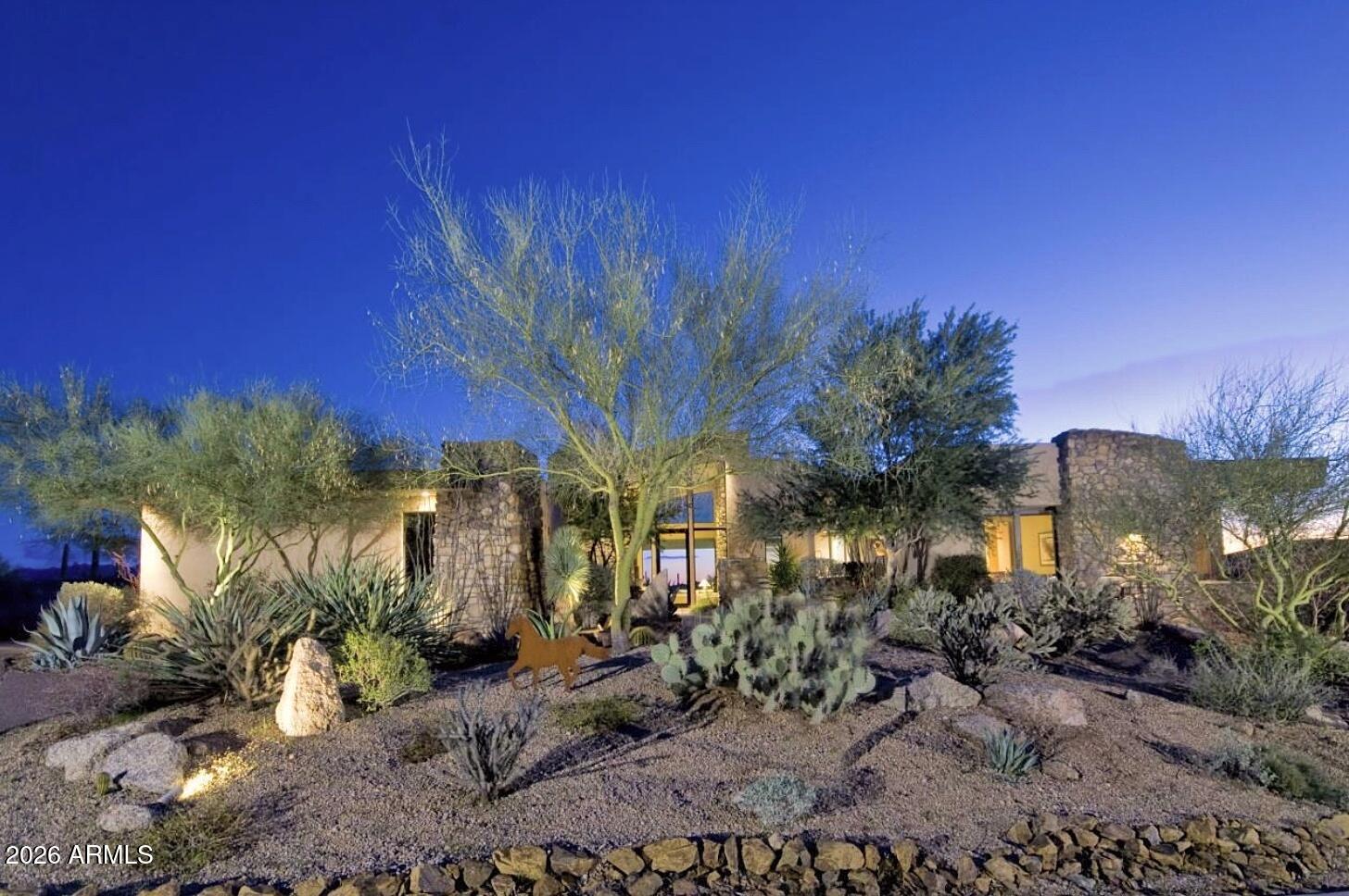 11087 E Harris Hawk Trail