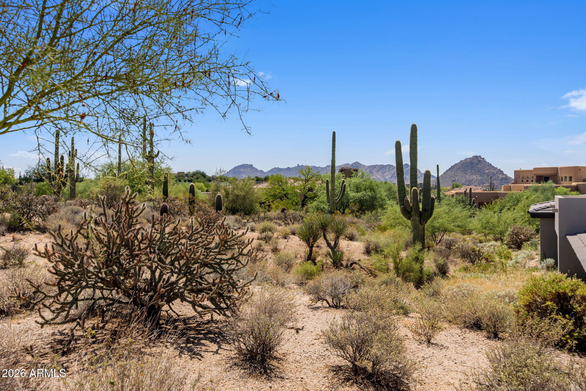 11087 E Harris Hawk Trail