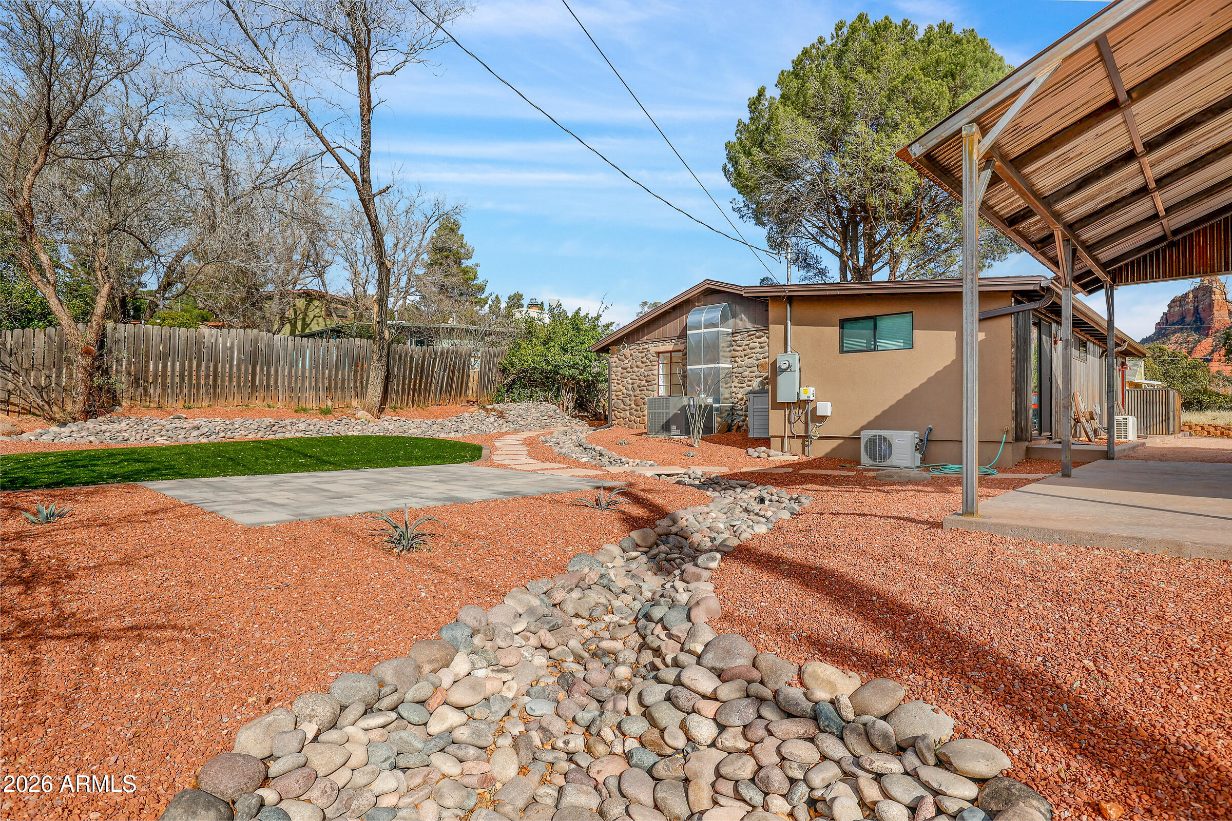 41 ROADRUNNER Lane