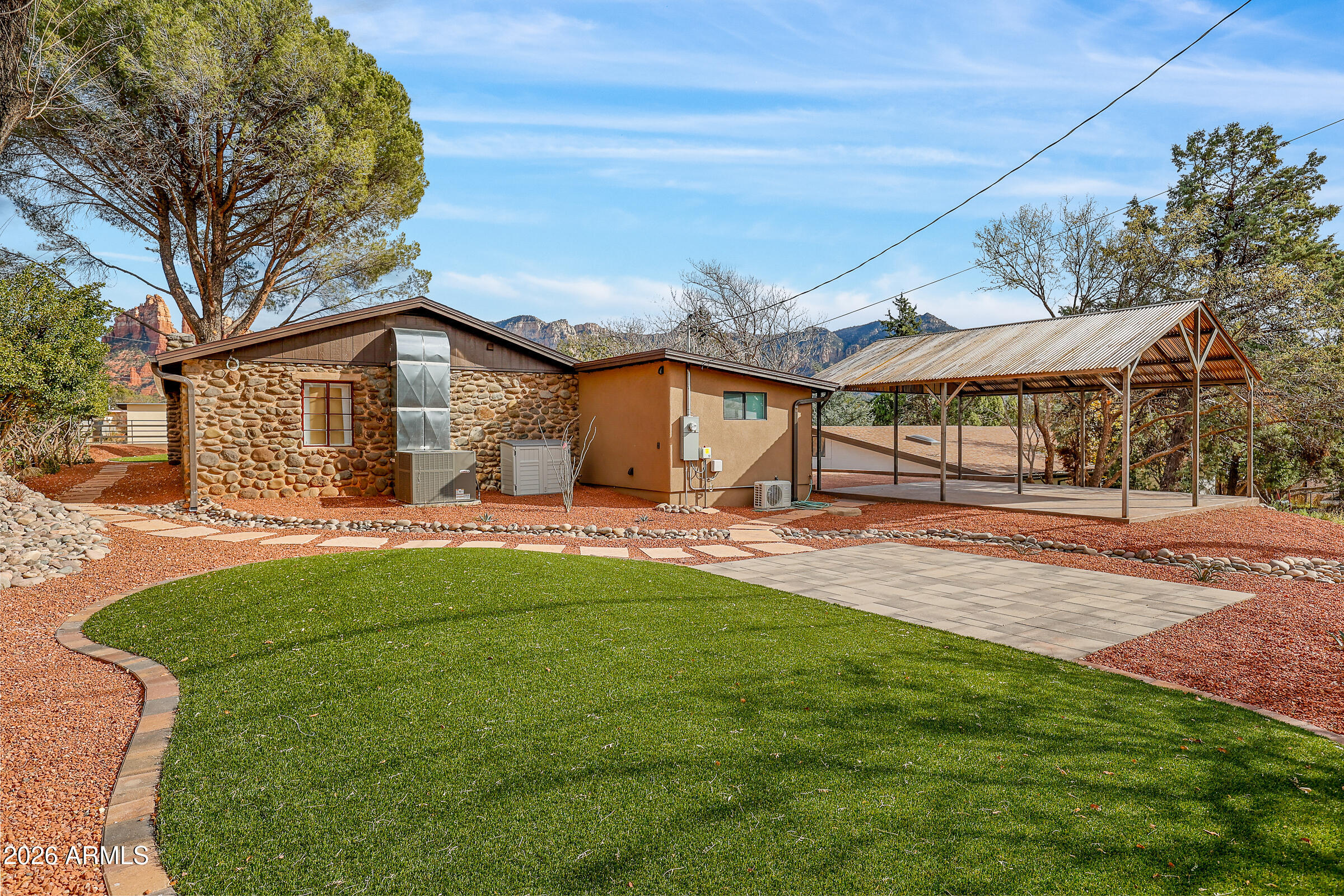 41 ROADRUNNER Lane