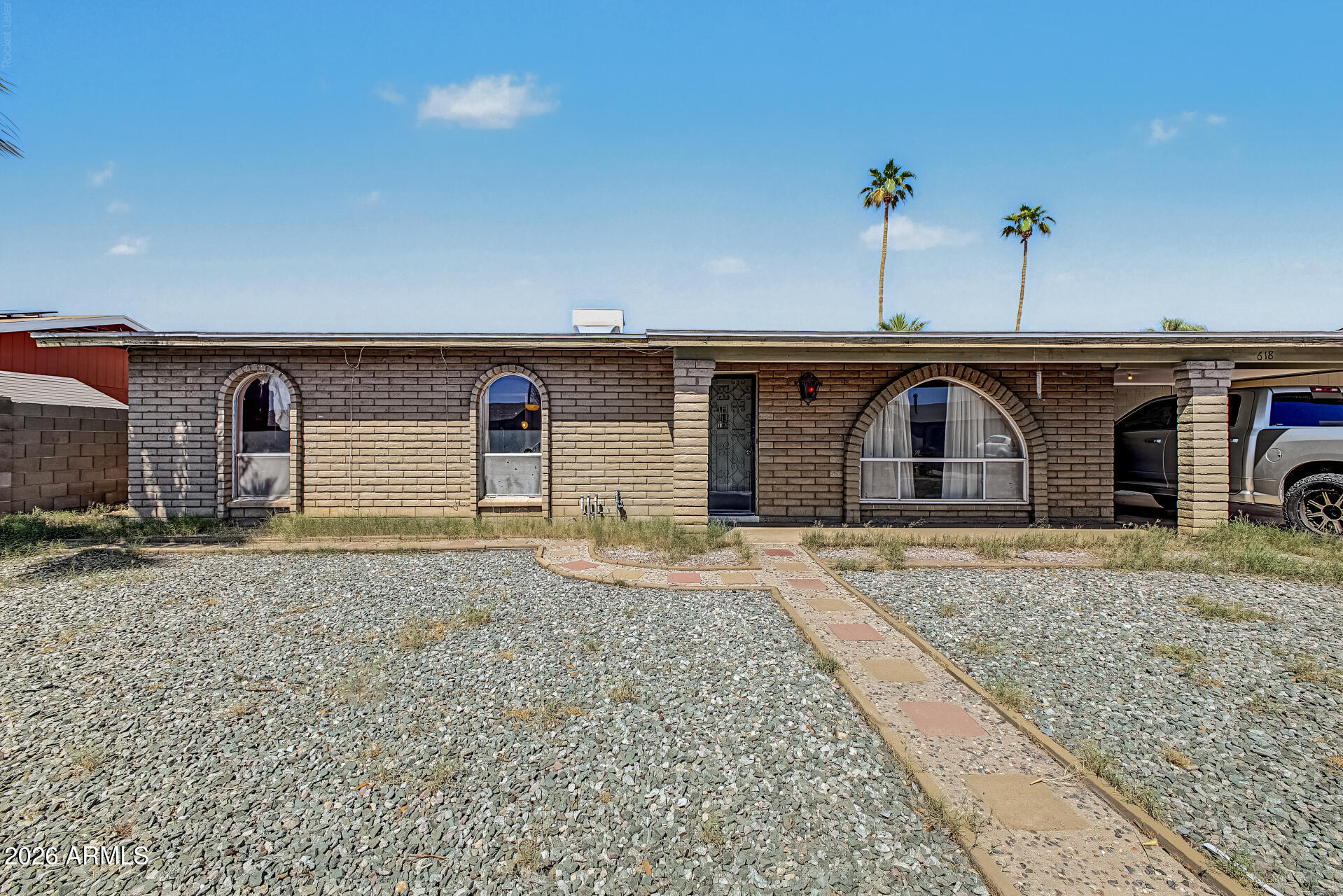 618 E VIA ELENA Street