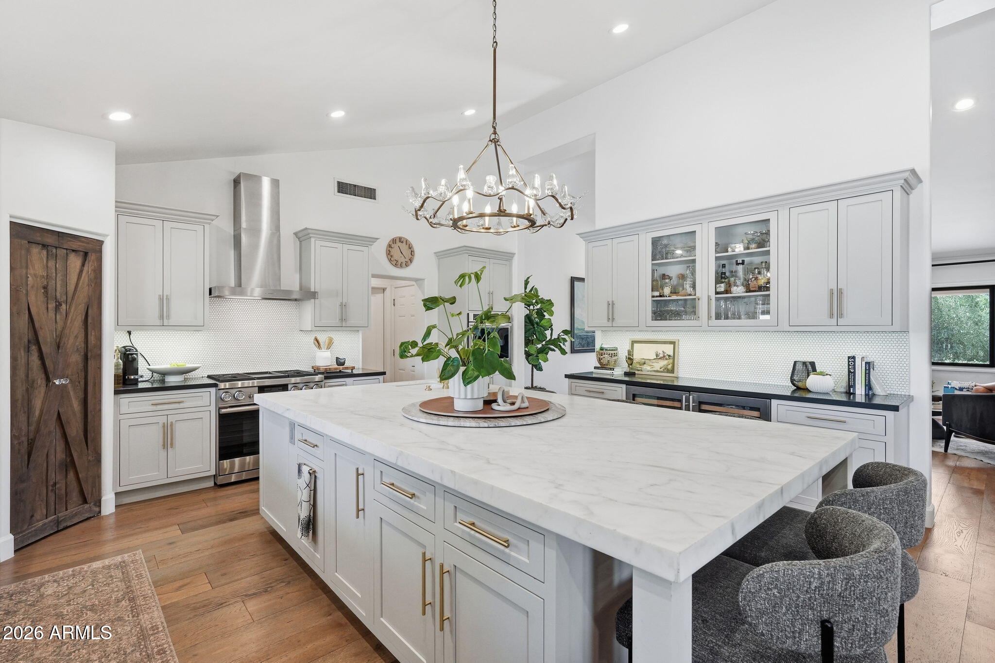 6152 E CALLE CAMELIA