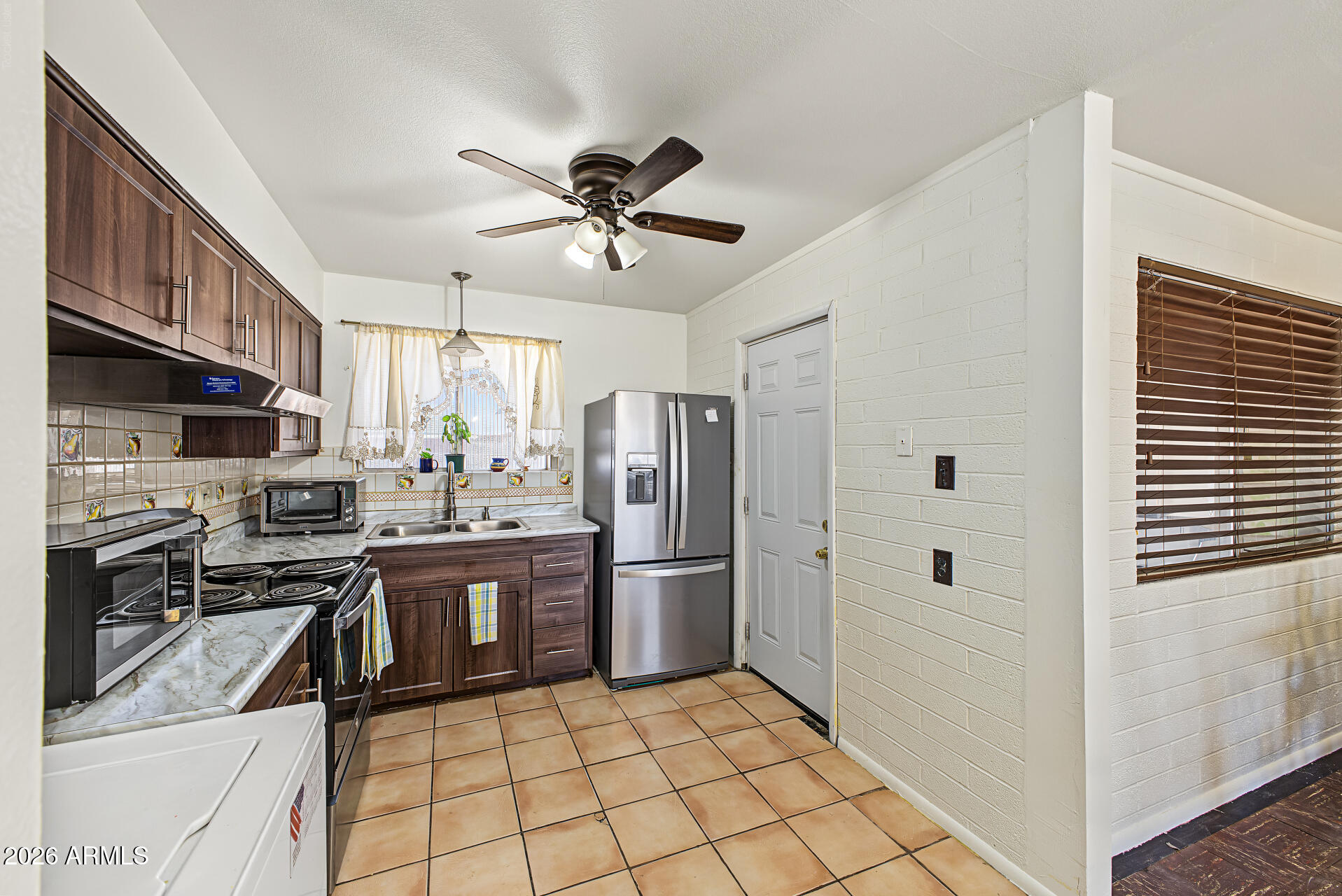 12019 N 107TH Avenue