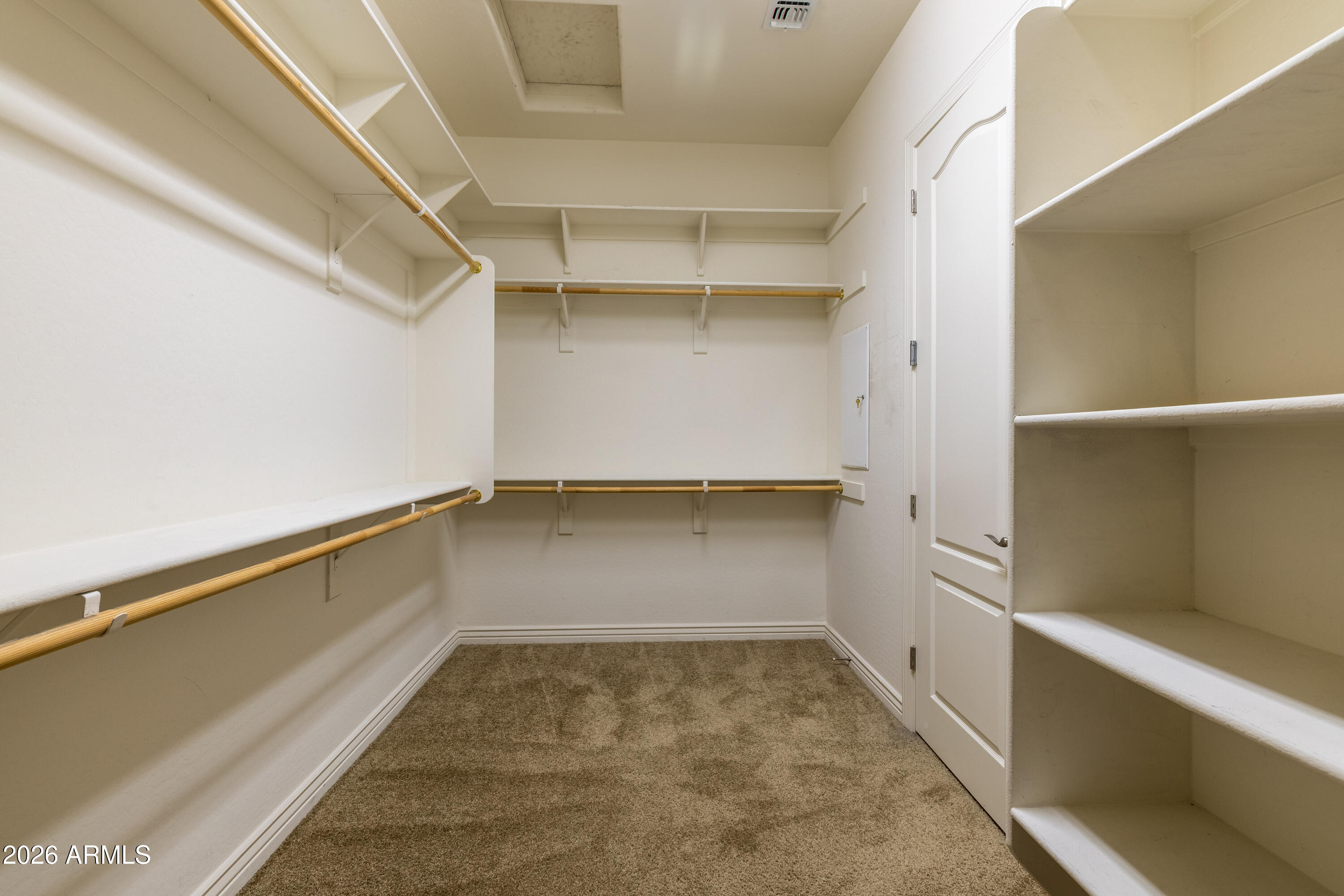 10058 W WHITE FEATHER Lane